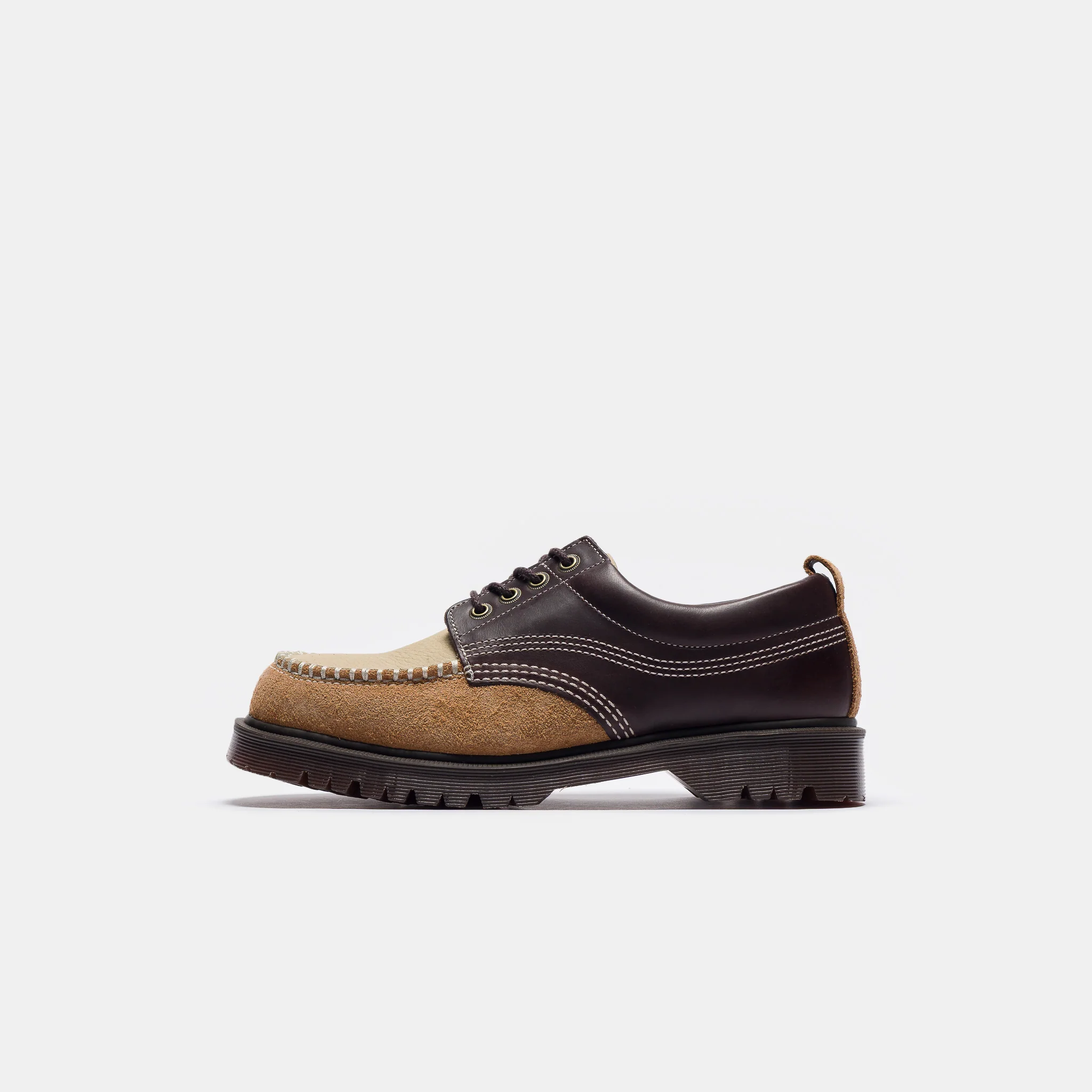 Lowell Moc Toe Shoe in Dark Brown/Light Tan/Desert Brown
