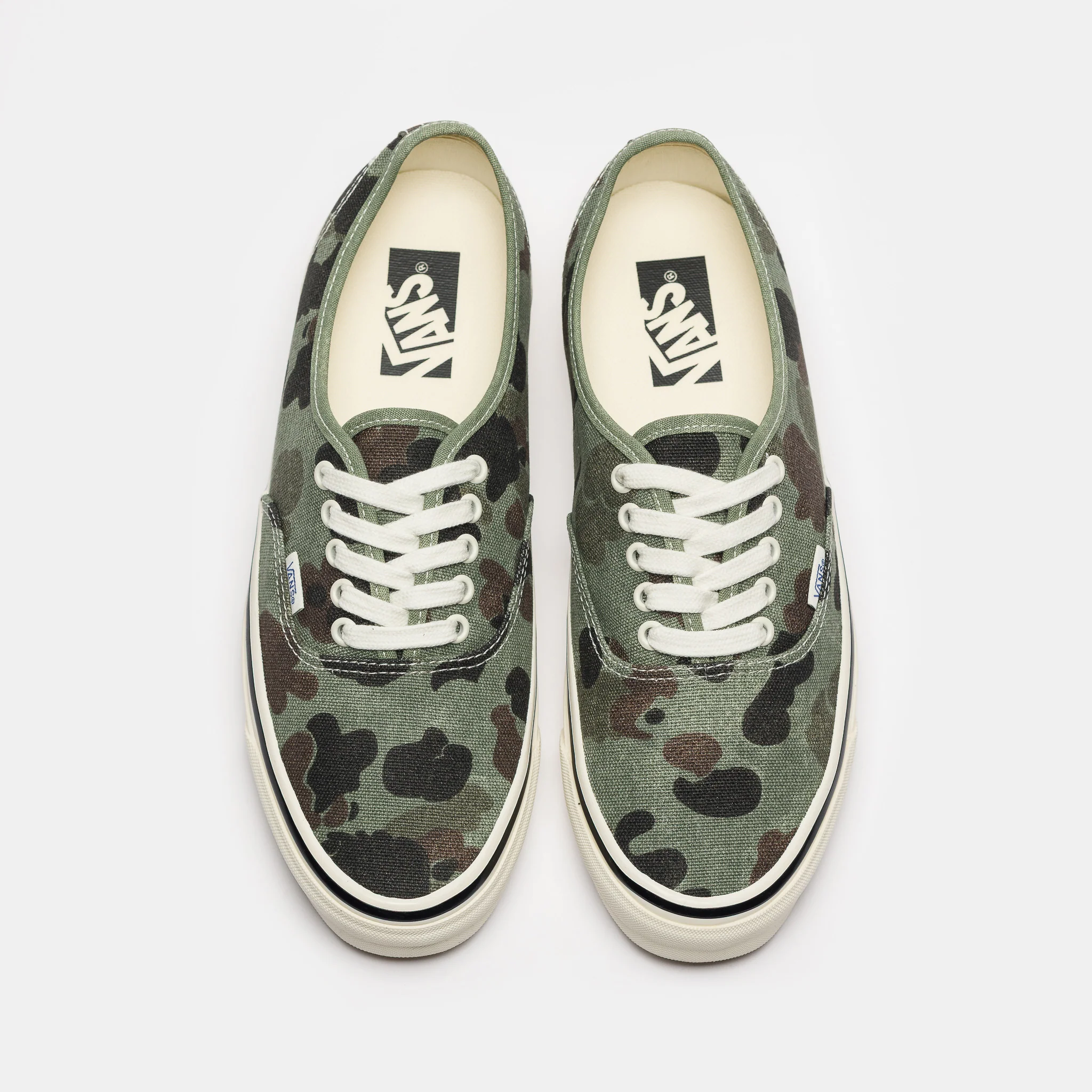 LX Authentic 44 Sneaker in Duck Camo Green - Image 4
