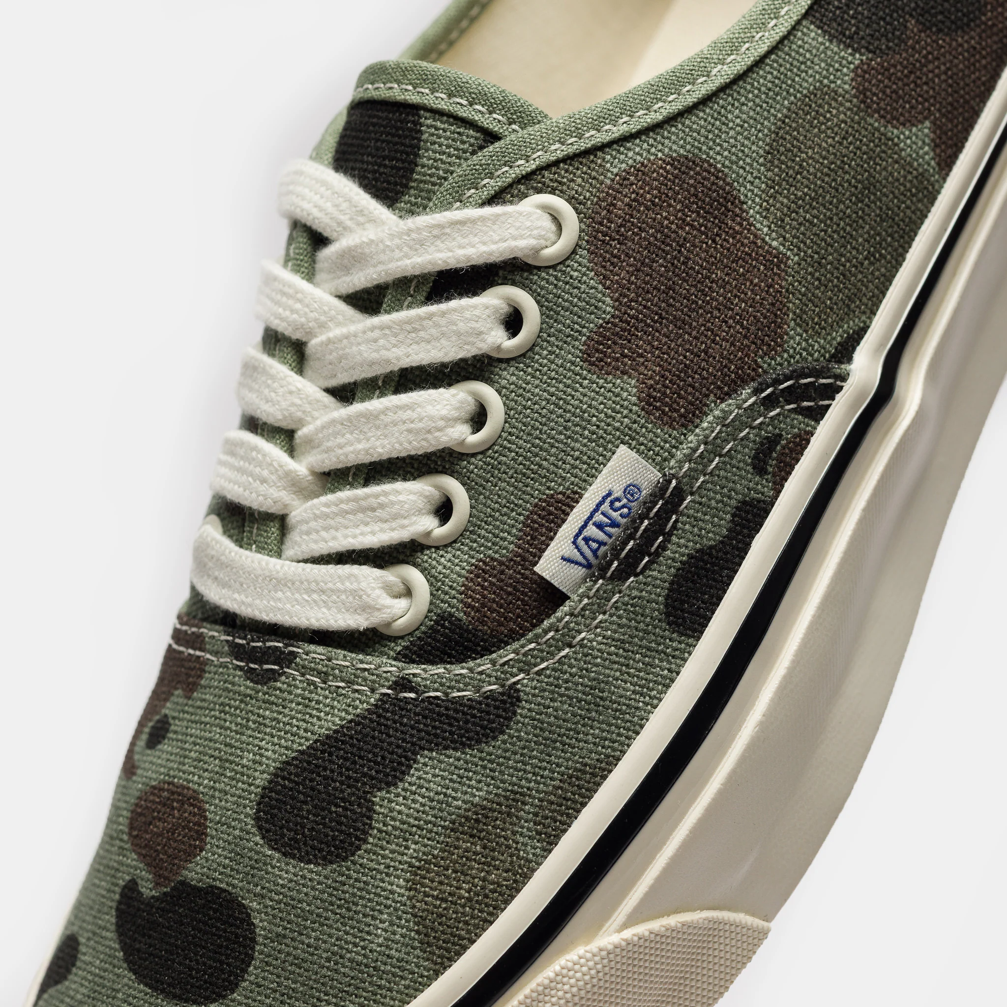 LX Authentic 44 Sneaker in Duck Camo Green - Image 5