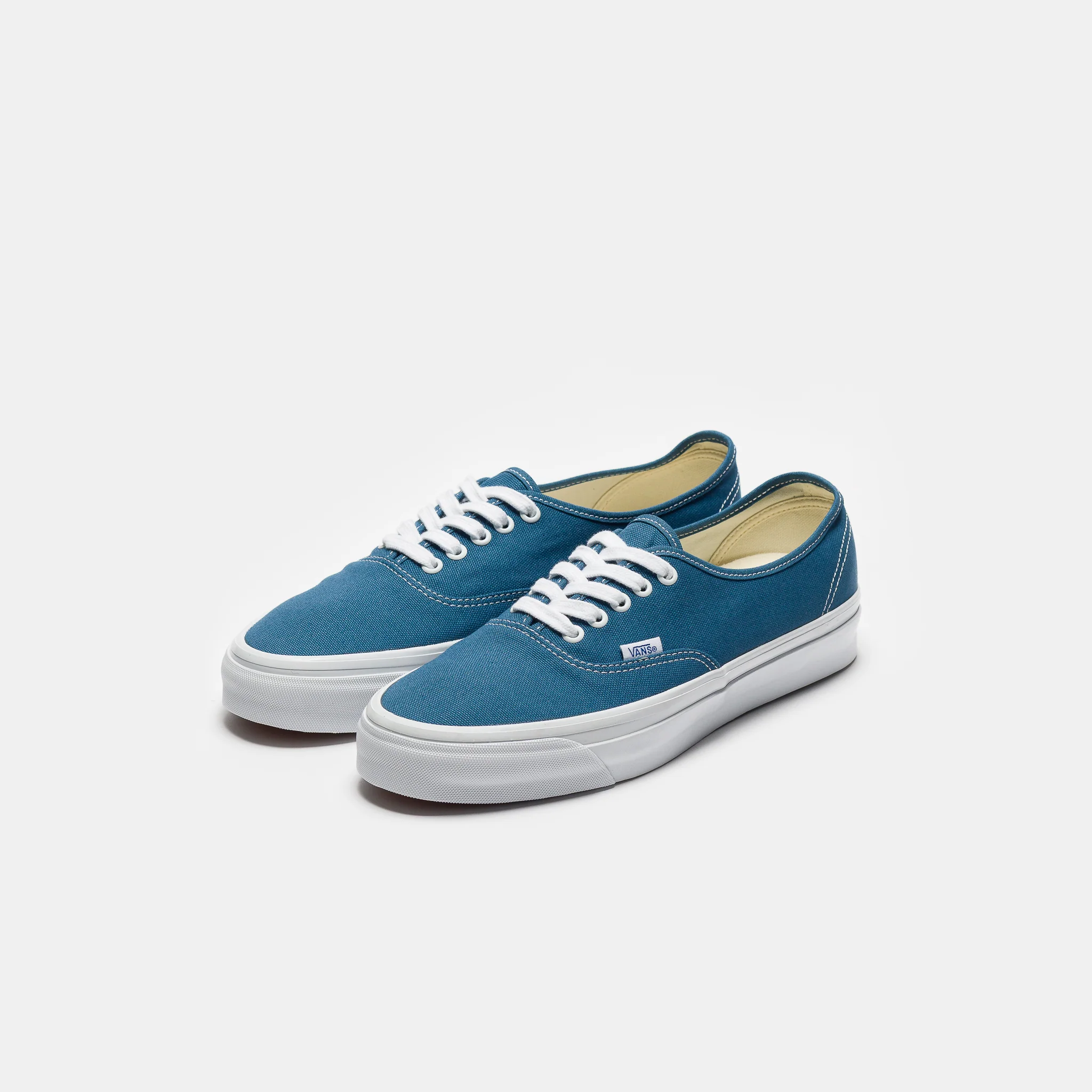 LX Authentic 44 Sneaker in Navy - Image 3