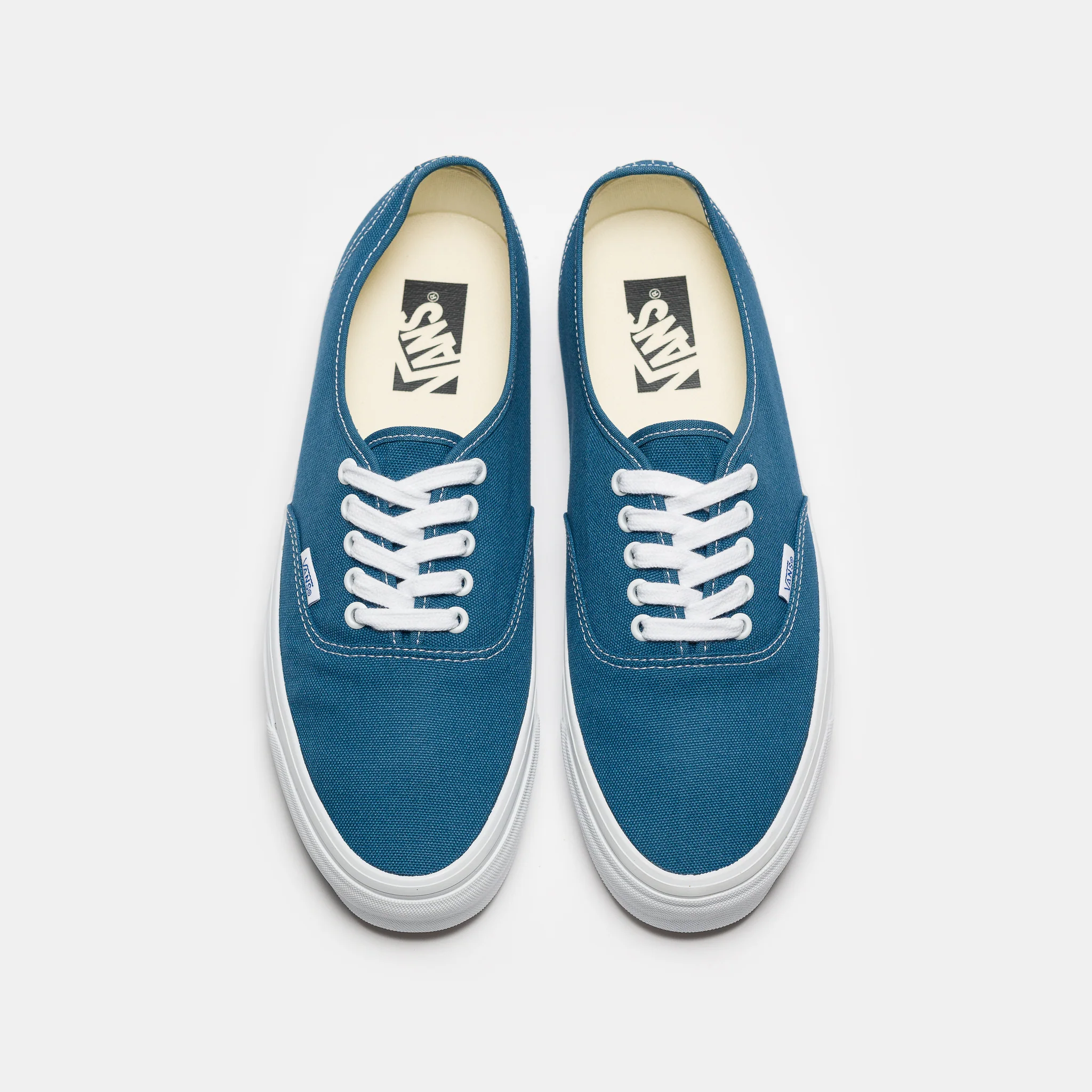 LX Authentic 44 Sneaker in Navy - Image 4
