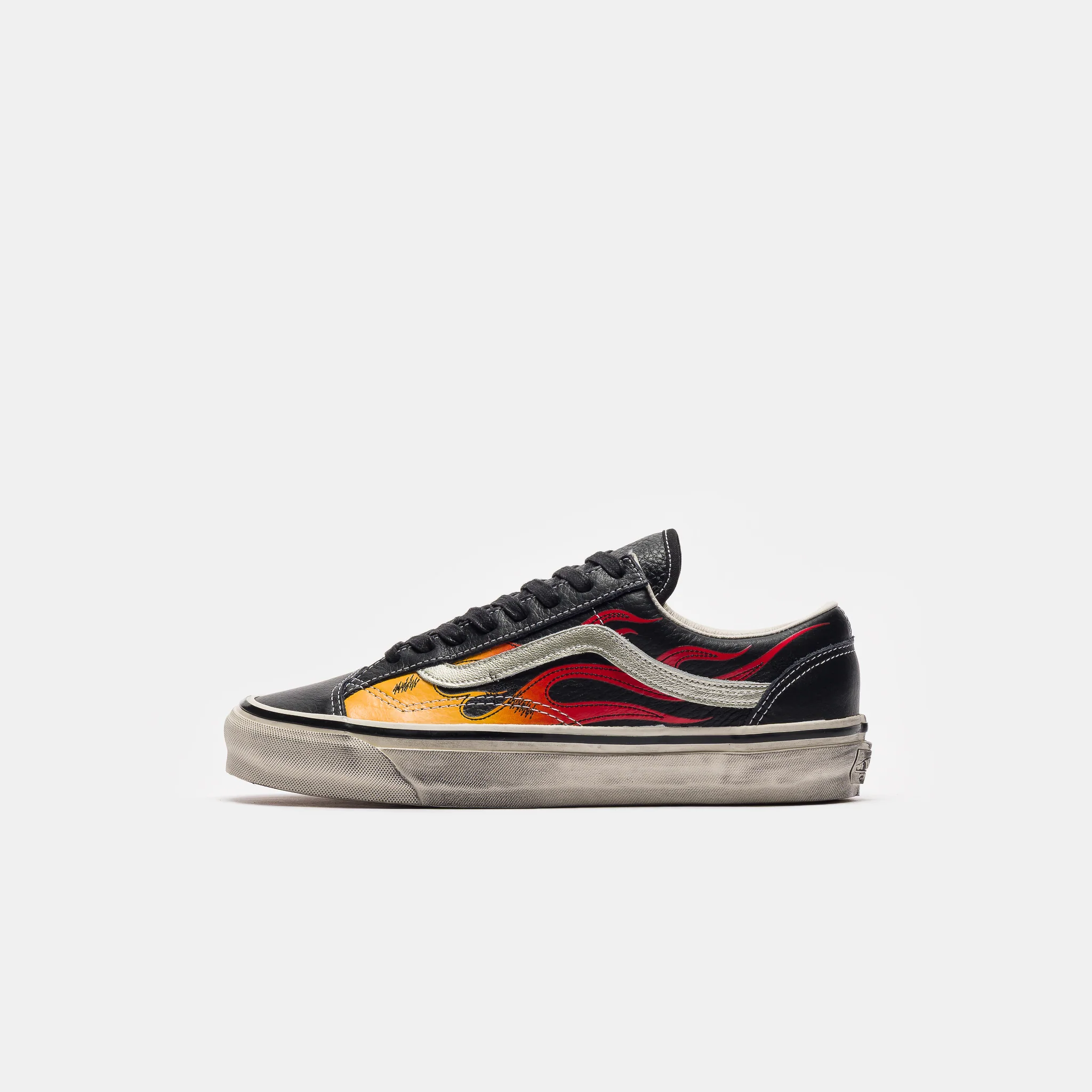LX Old Skool 36 Sneaker in Archive Flame Black