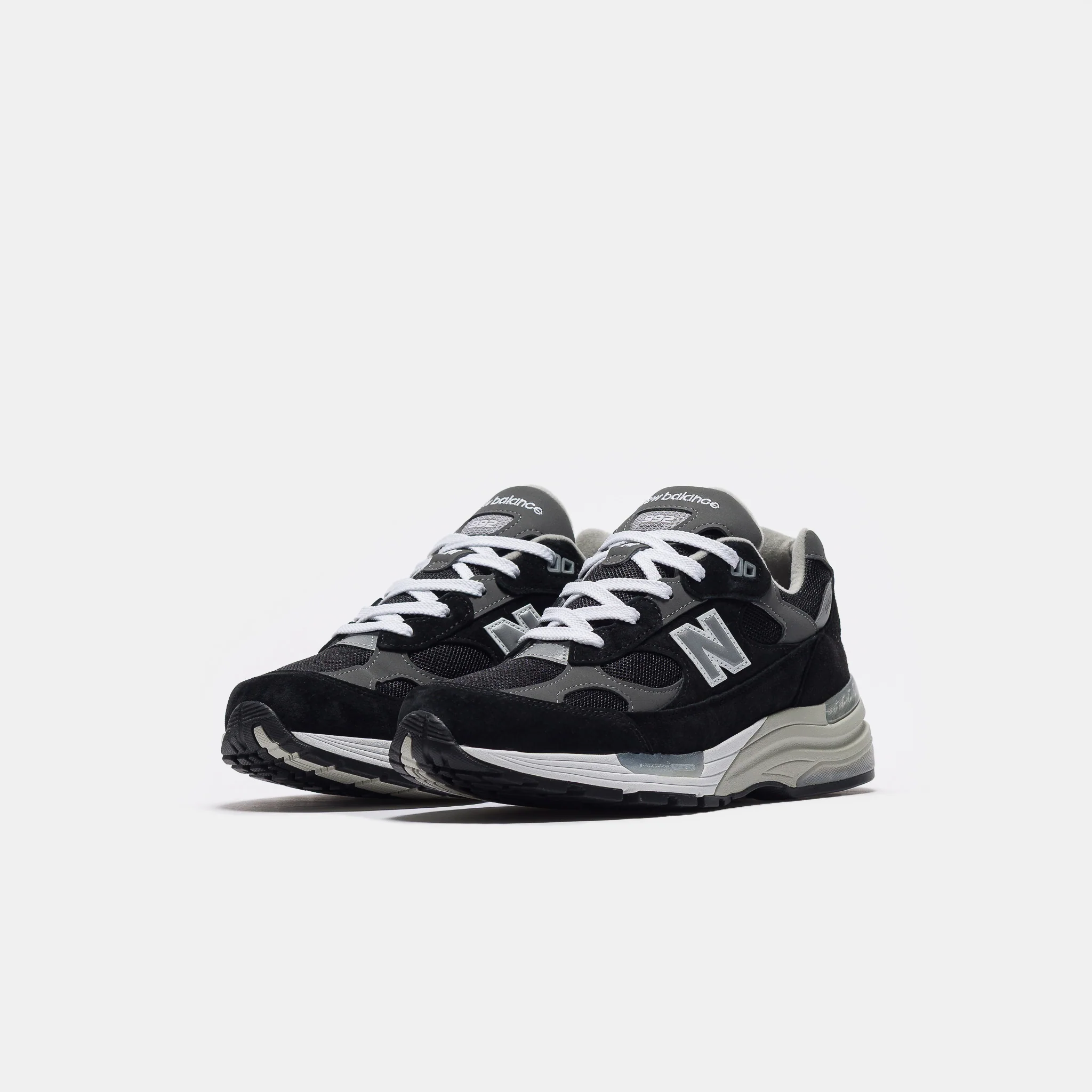 Made in USA 992 Sneaker in Black/Grey/Silver Metallic - Image 2