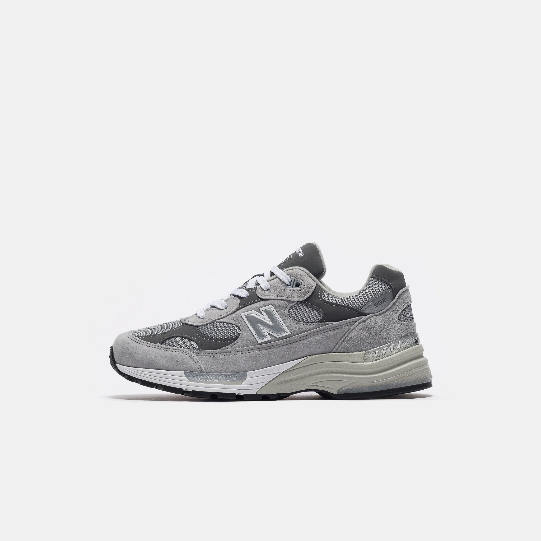 Made in USA 992 Sneaker in Grey/Grey/Silver Metallic