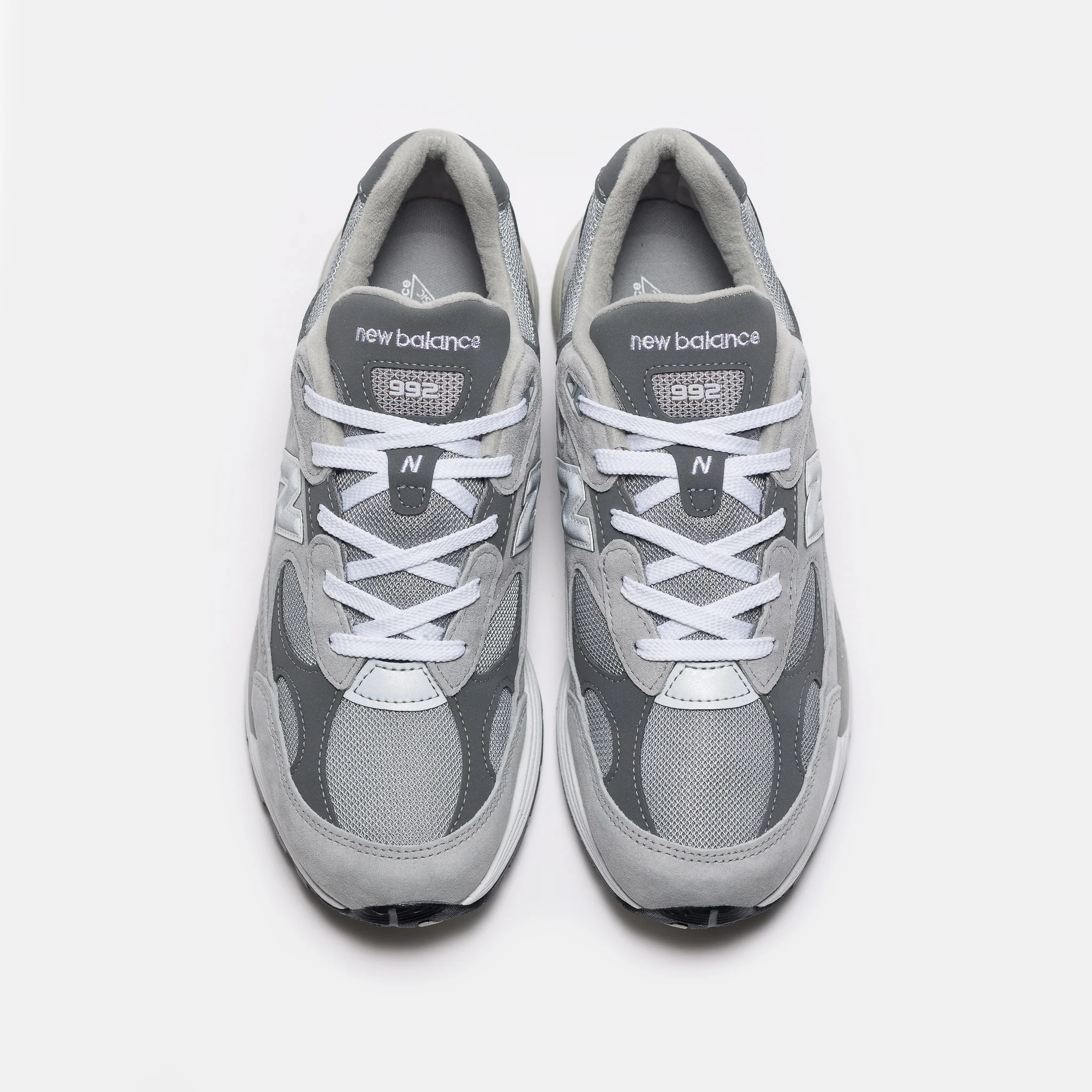 Made in USA 992 Sneaker in Grey/Grey/Silver Metallic - Image 4