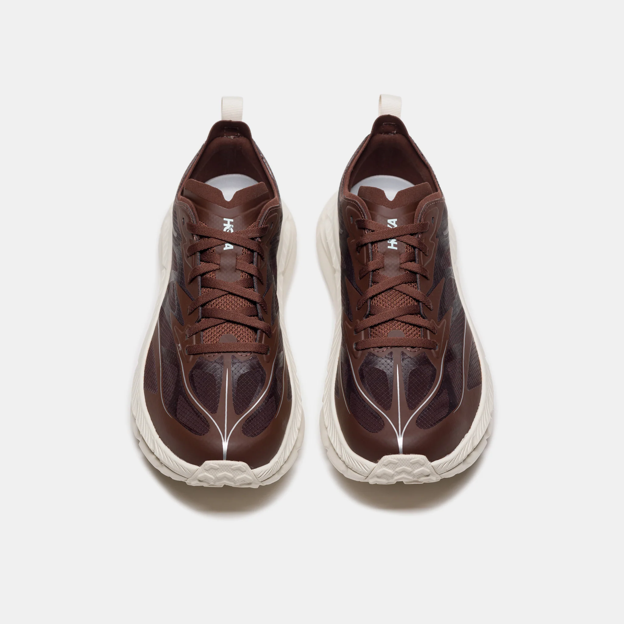 Mafate Speed 4 Lite Sneaker in Cold Brew/Oat Milk - Image 4