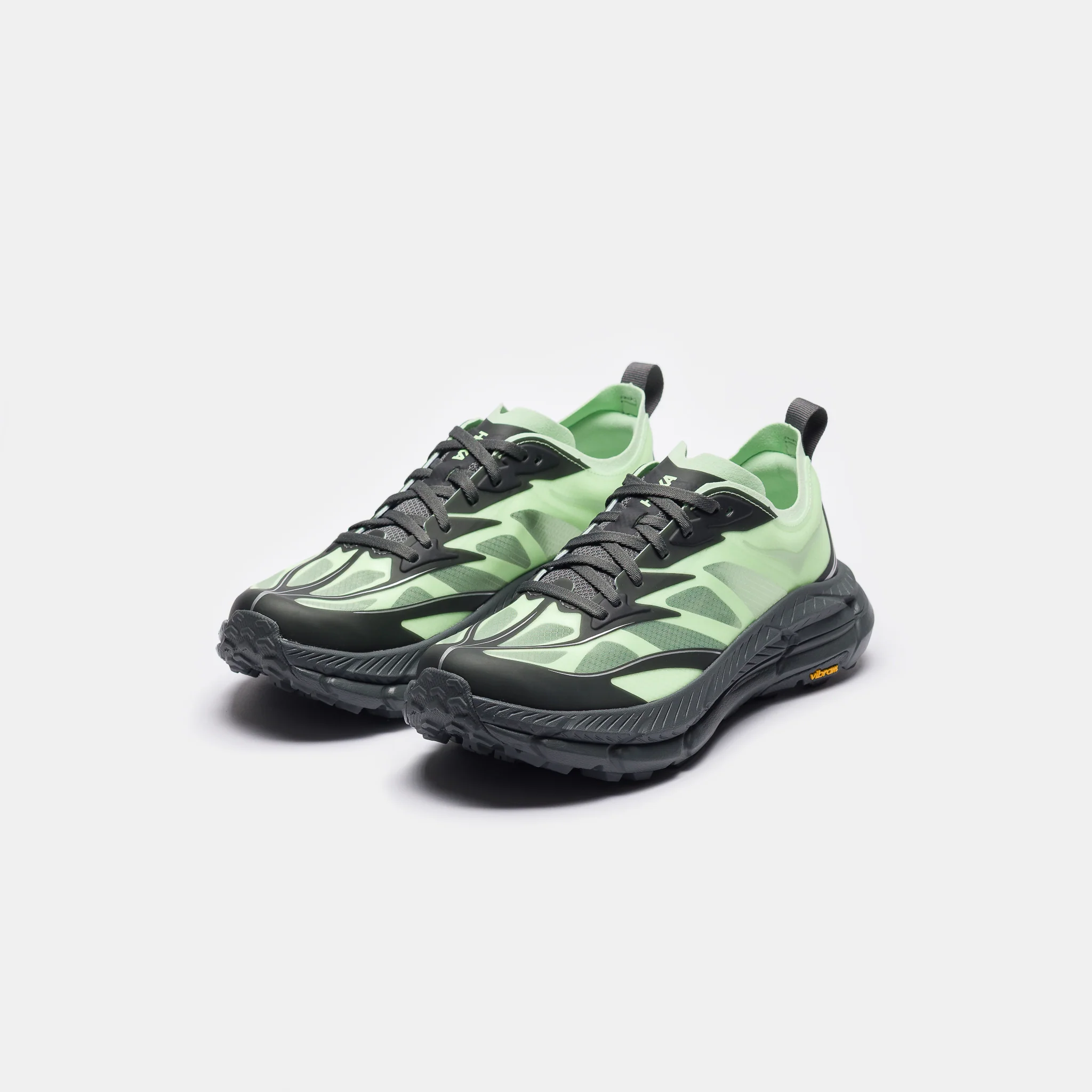 Mafate Speed 4 Lite Sneaker in Luna Moth/Cosmic Grey - Image 3