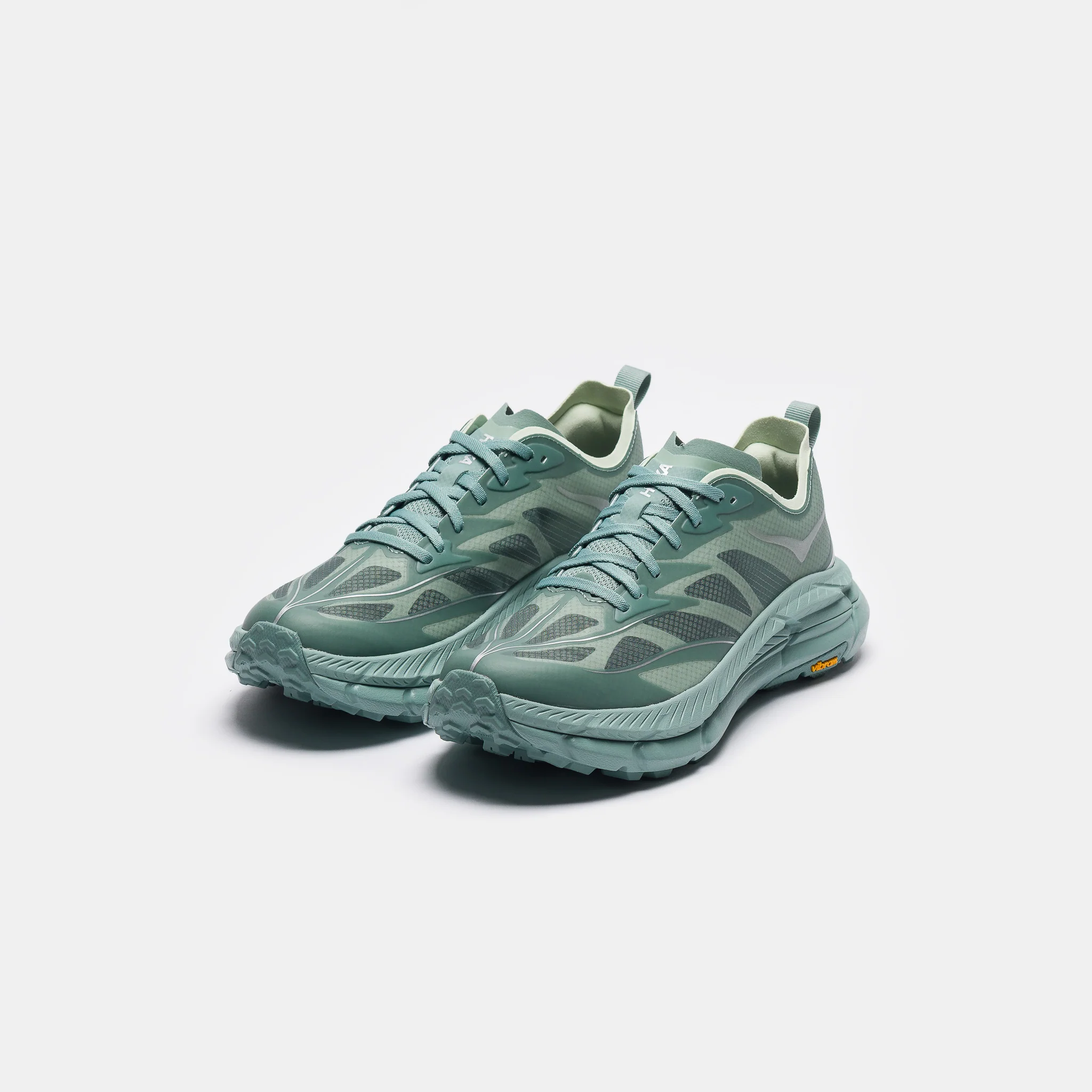 Mafate Speed 4 Lite Sneaker in Rosemary/Pale Melon - Image 2
