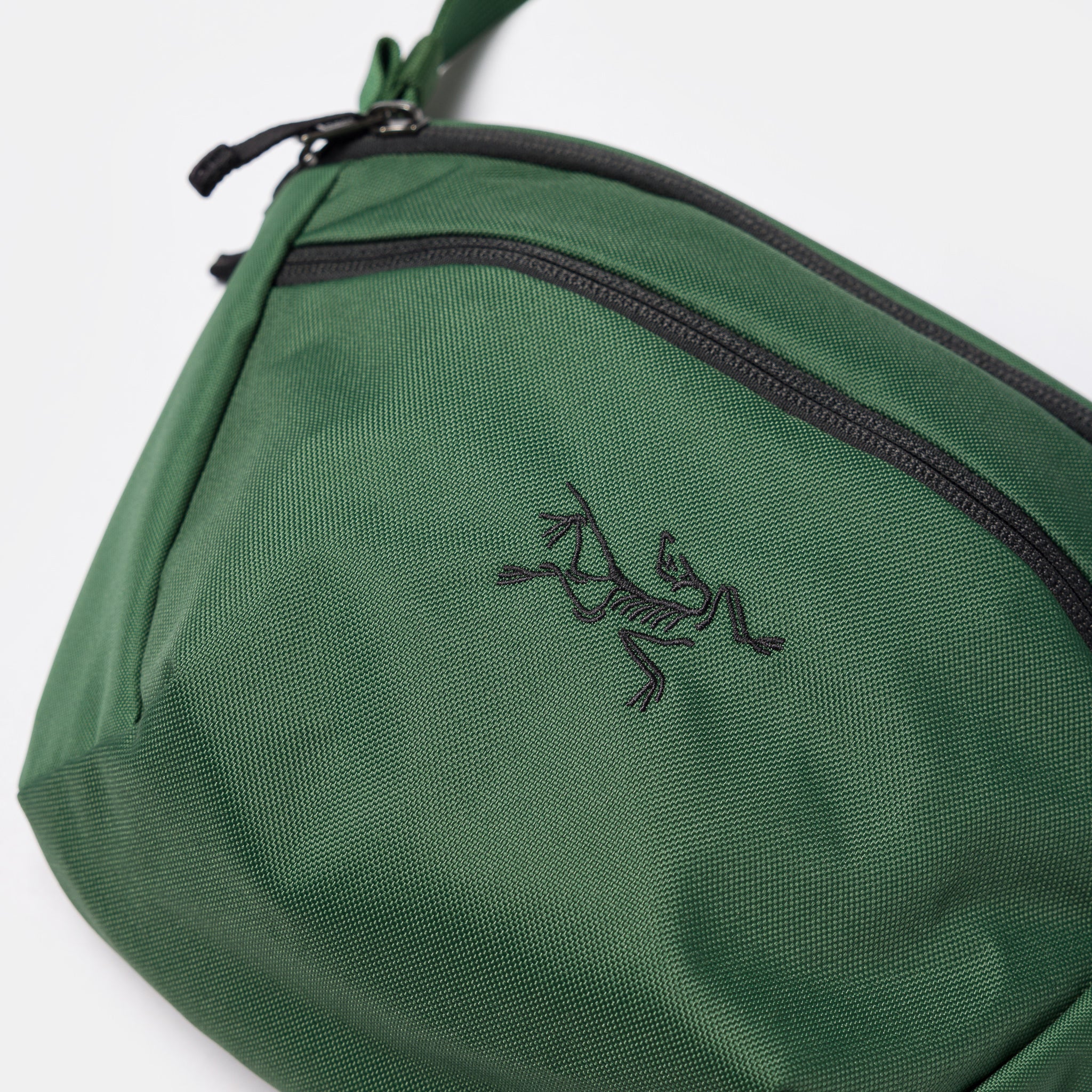 Mantis 2 Waist Pack in Eden/Black - Image 2