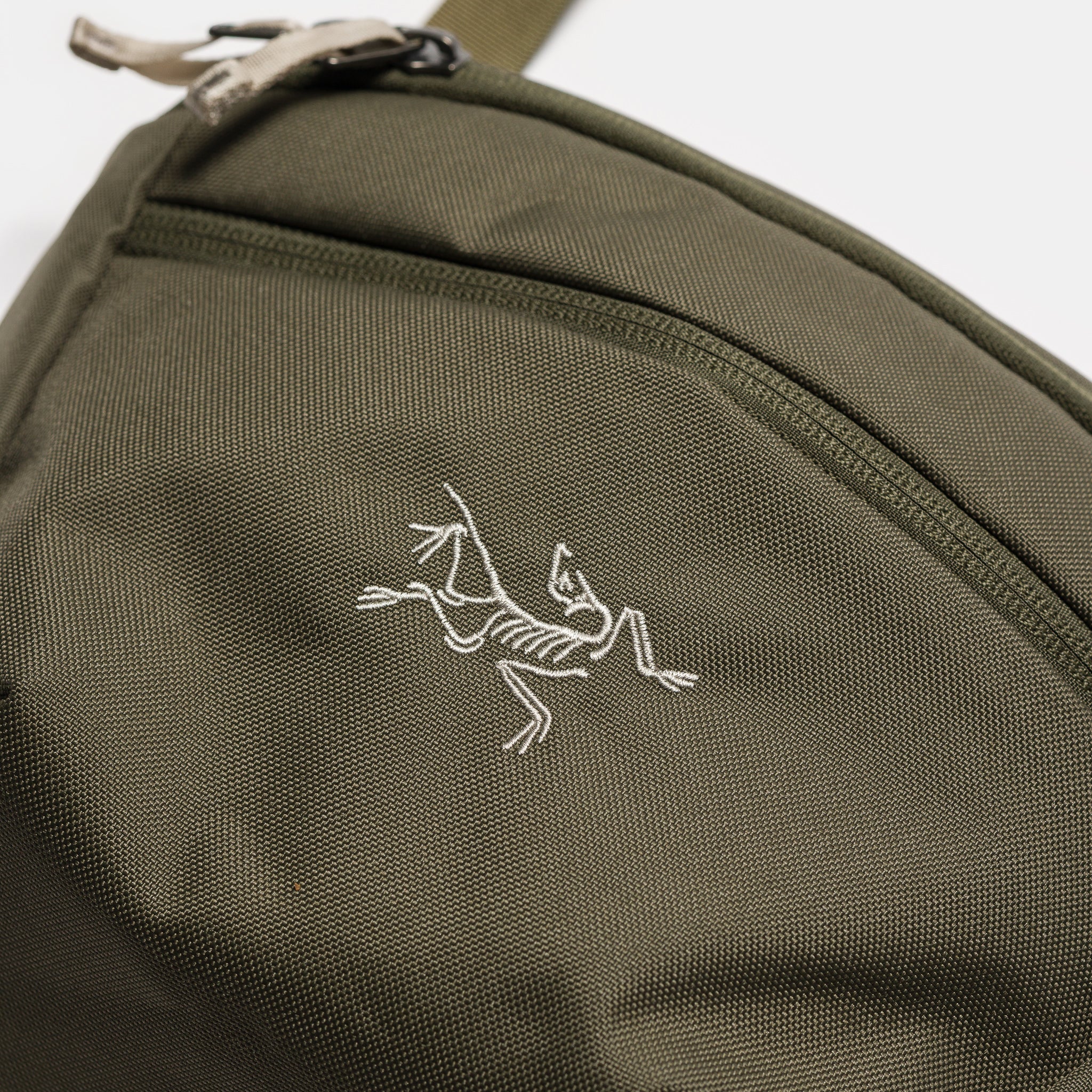 Mantis 2 Waist Pack in Tatsu/Rune - Image 2