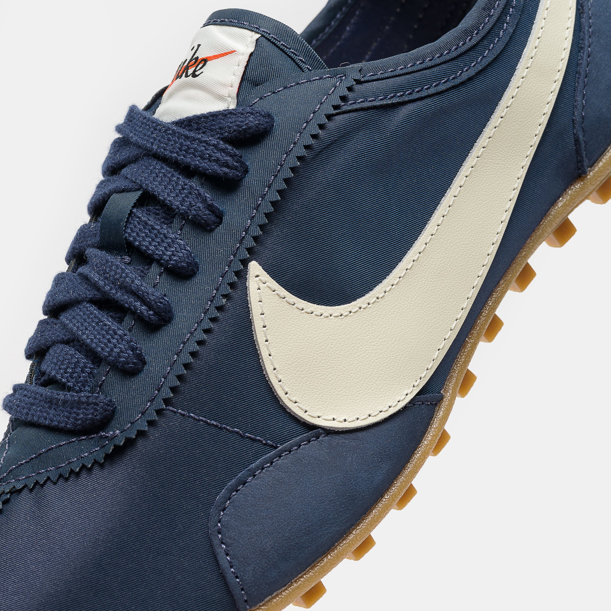 Moon Shoe OG Sneaker in Midnight Navy/Soft Pearl/Gum Light Brown - Image 5