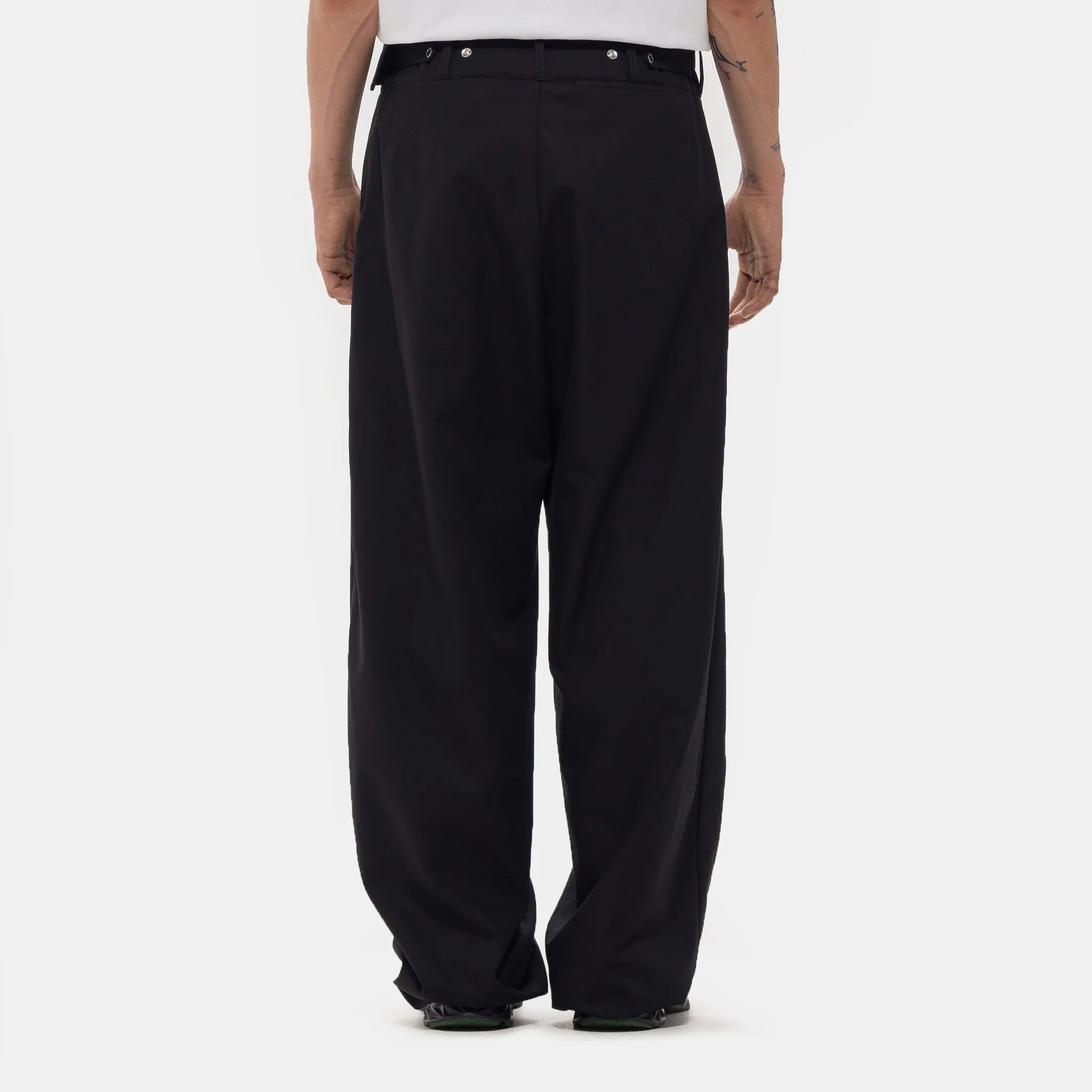 Navin Wide Trouser in Black Sable - Image 3