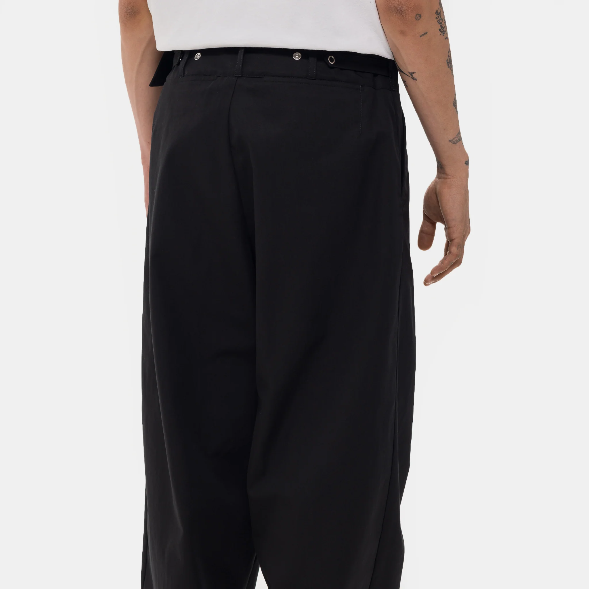 Navin Wide Trouser in Black Sable - Image 5