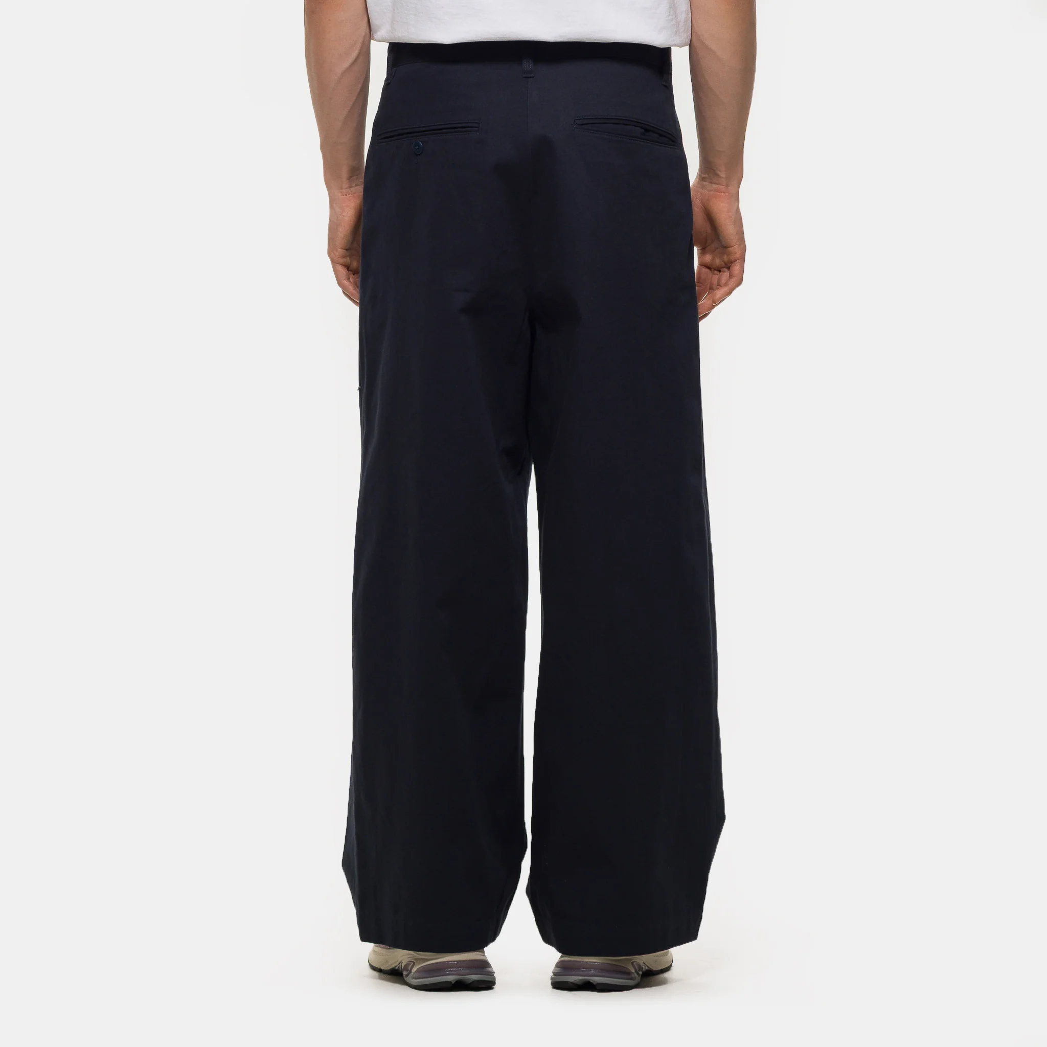 New Wide Chino Pant in Navy - Image 3