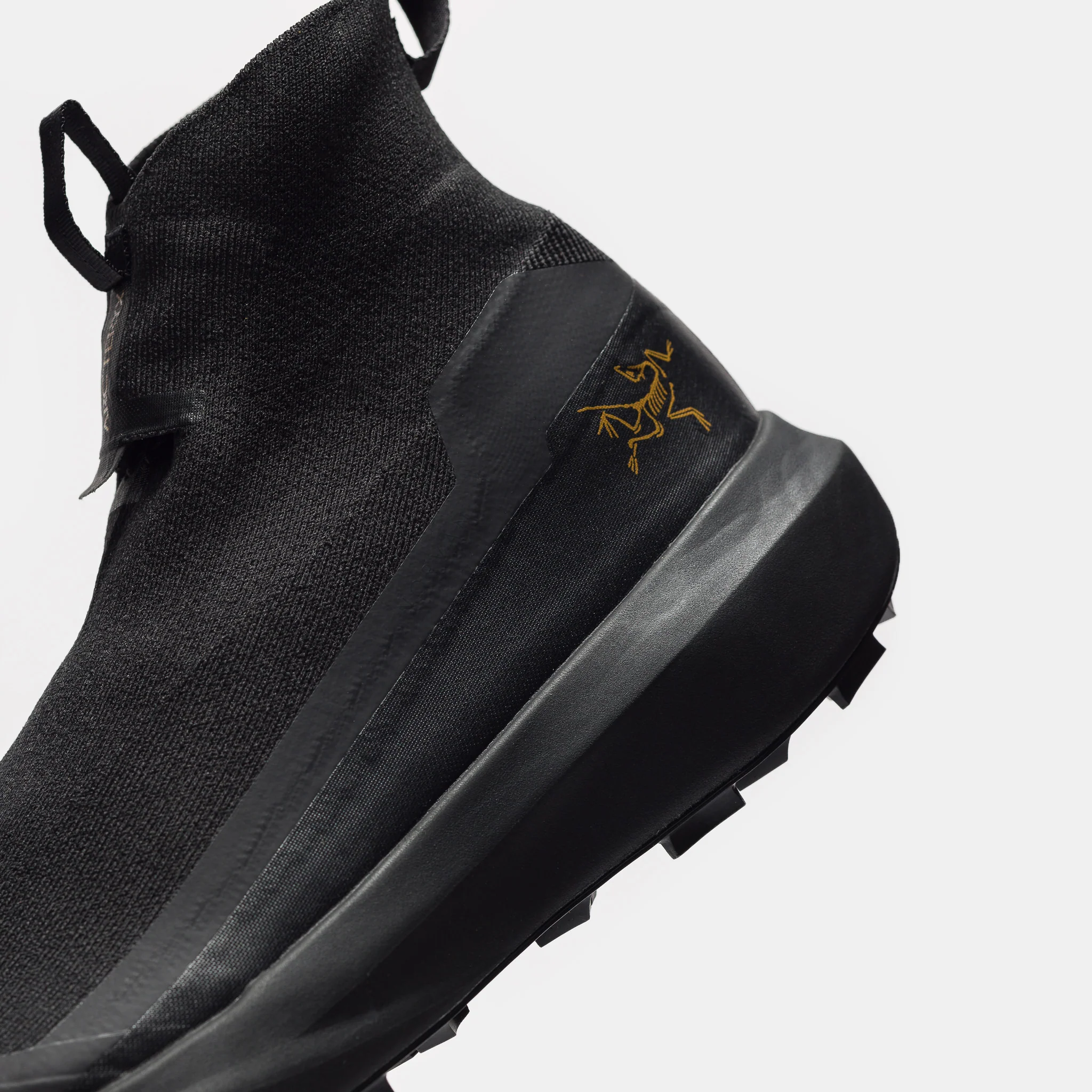 Norvan 4 Nivalis Sneaker in Black/Black - Image 5