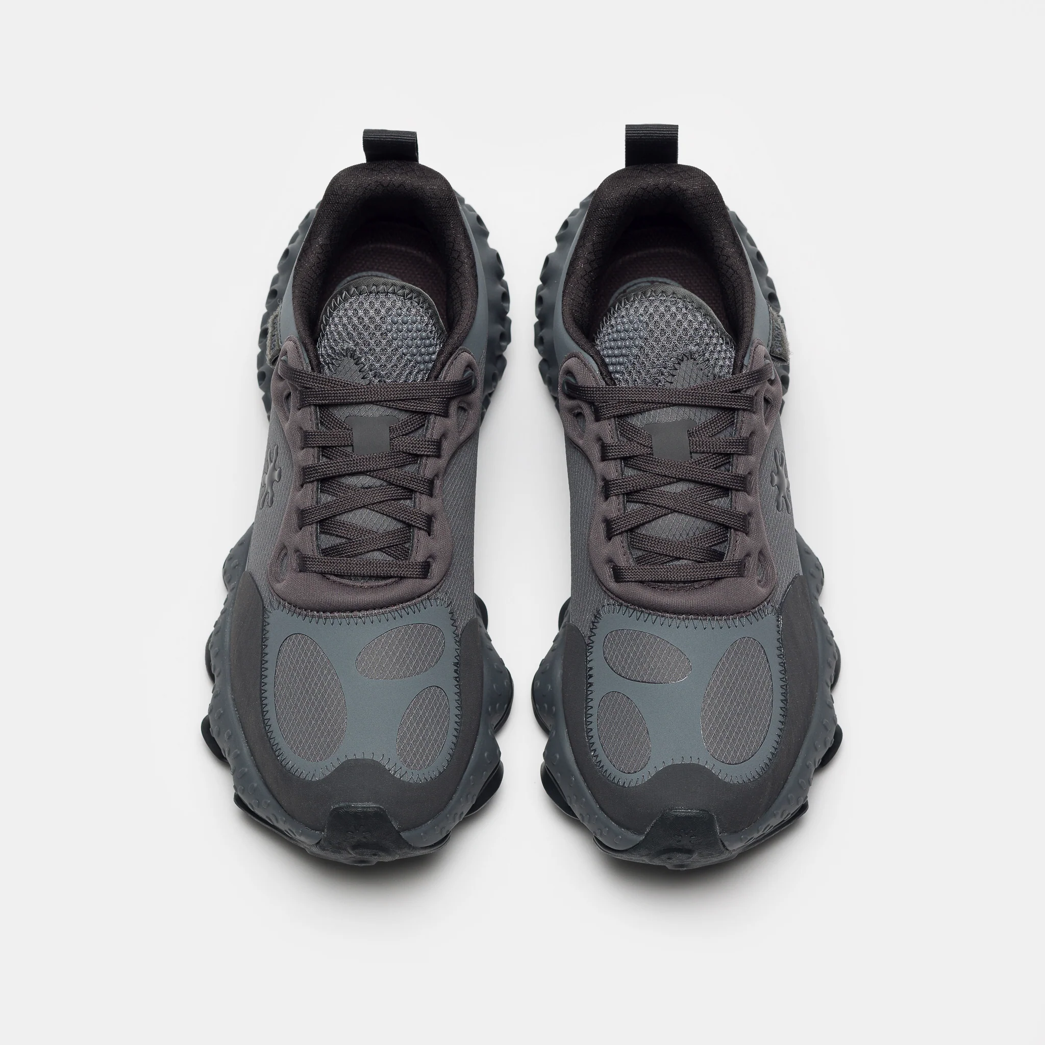 Osmosis Sneaker in Black/Grey/Black - Image 4