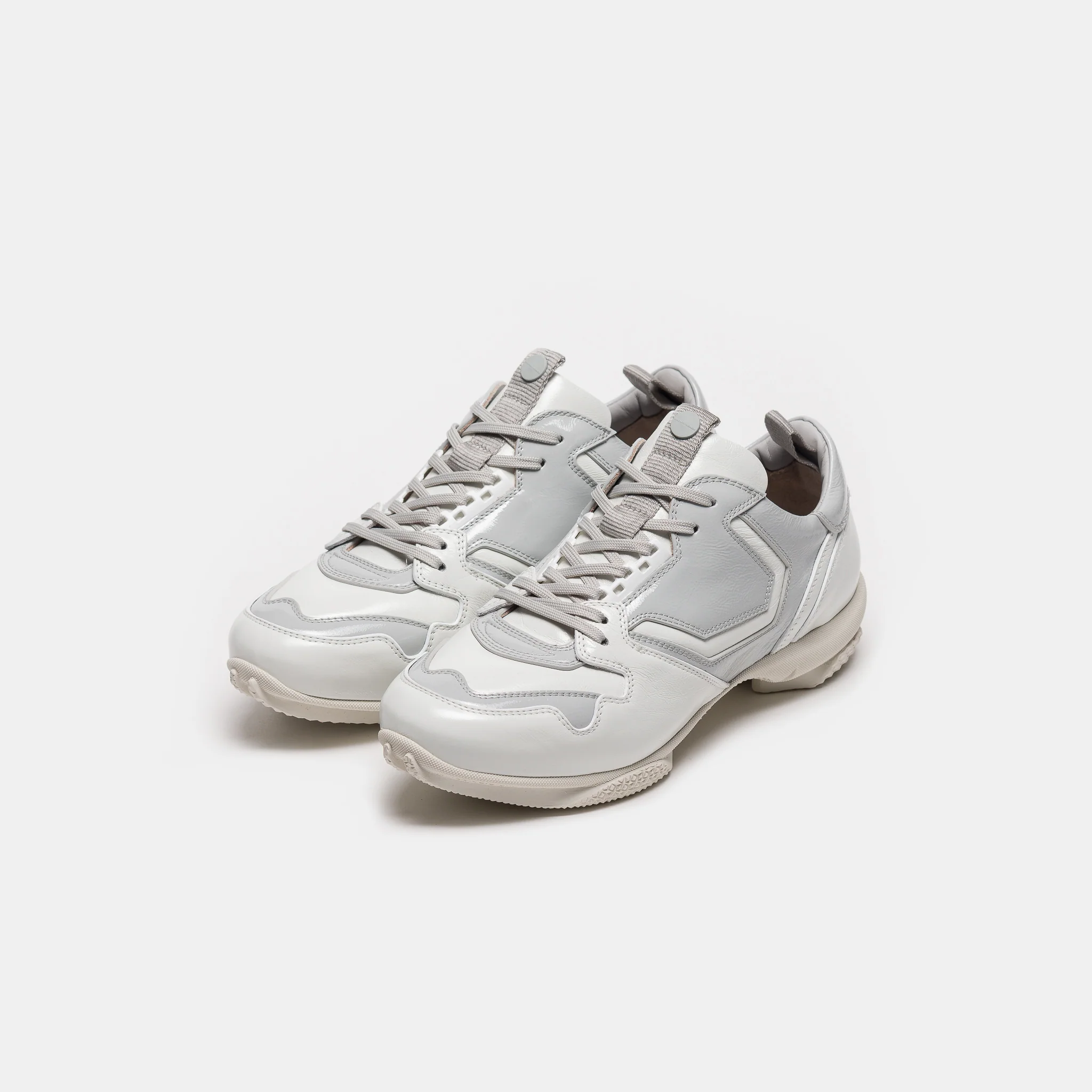 Ostro Shoe in White Brilliant - Image 3