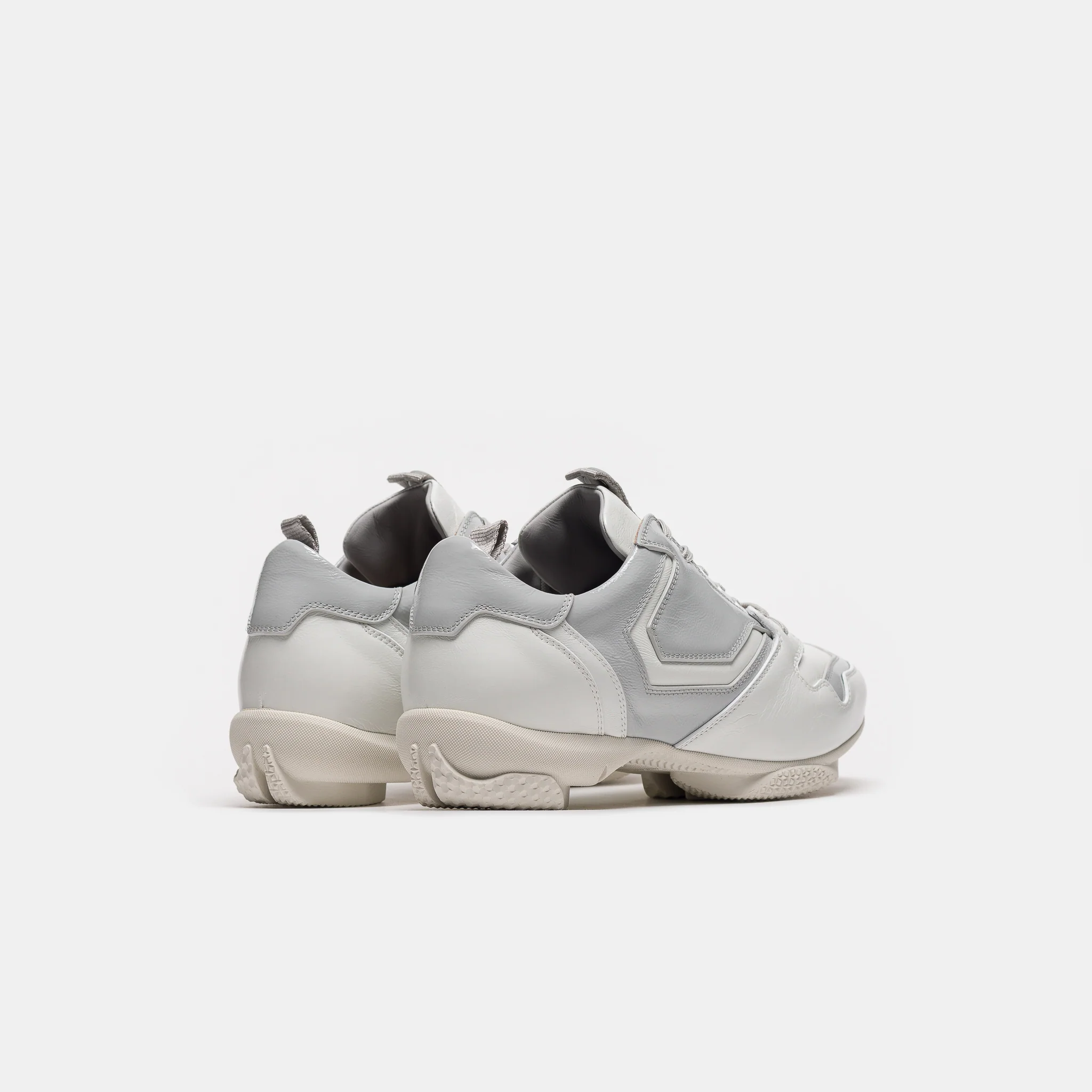 Ostro Shoe in White Brilliant - Image 5