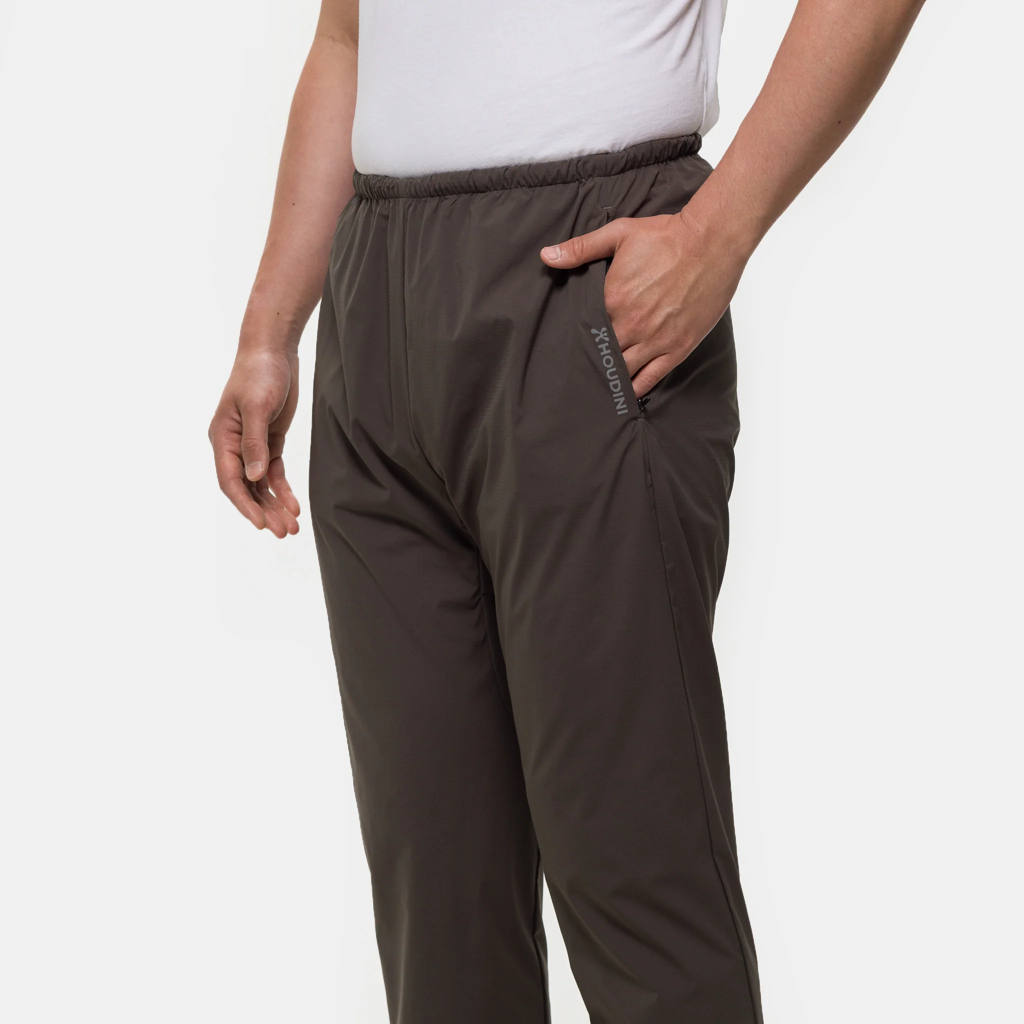 Pace Light Pant in Baremark Green - Image 4