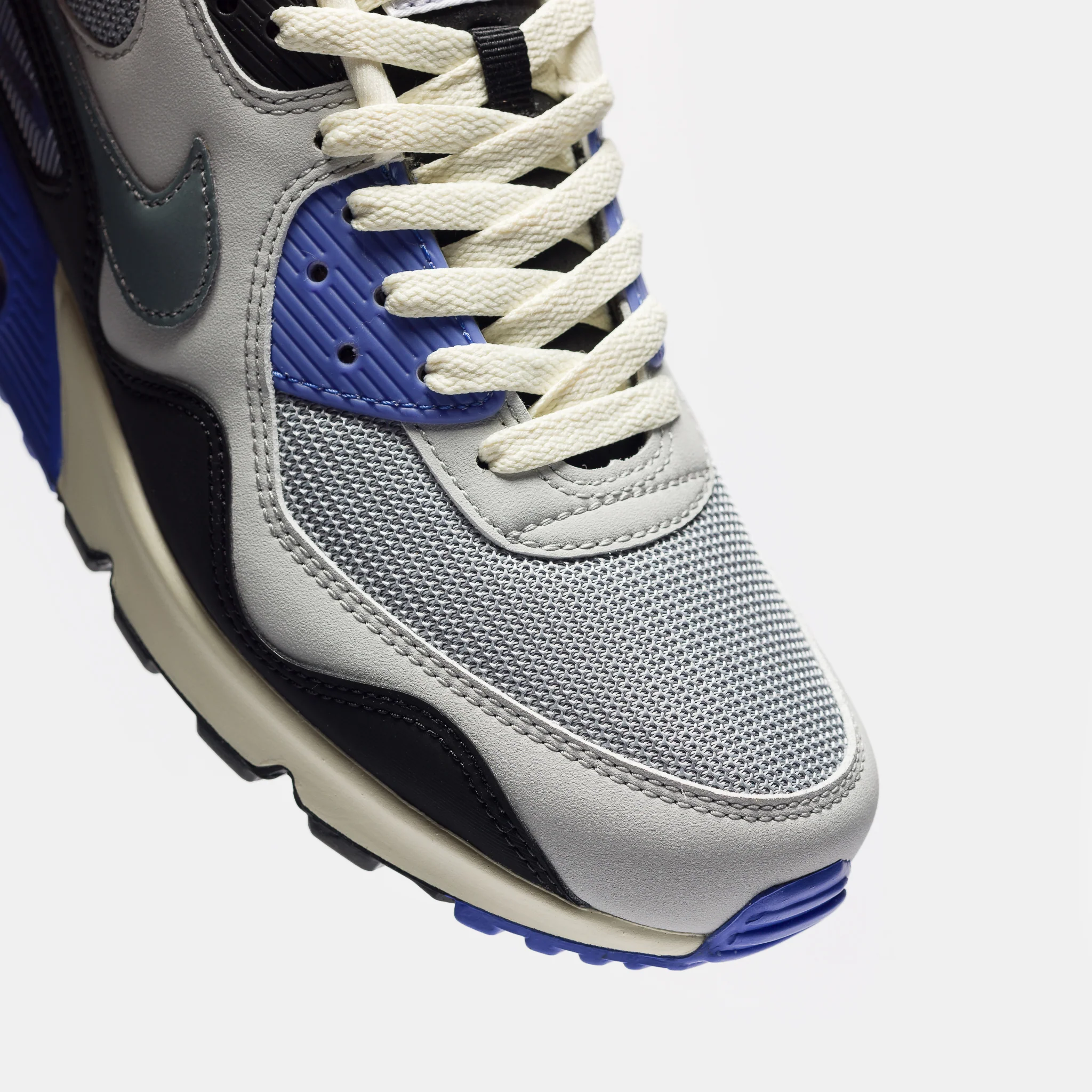 Patta Air Max 90 SP Sneaker in Particle Grey/Neutral Grey/Sapphire - Image 6