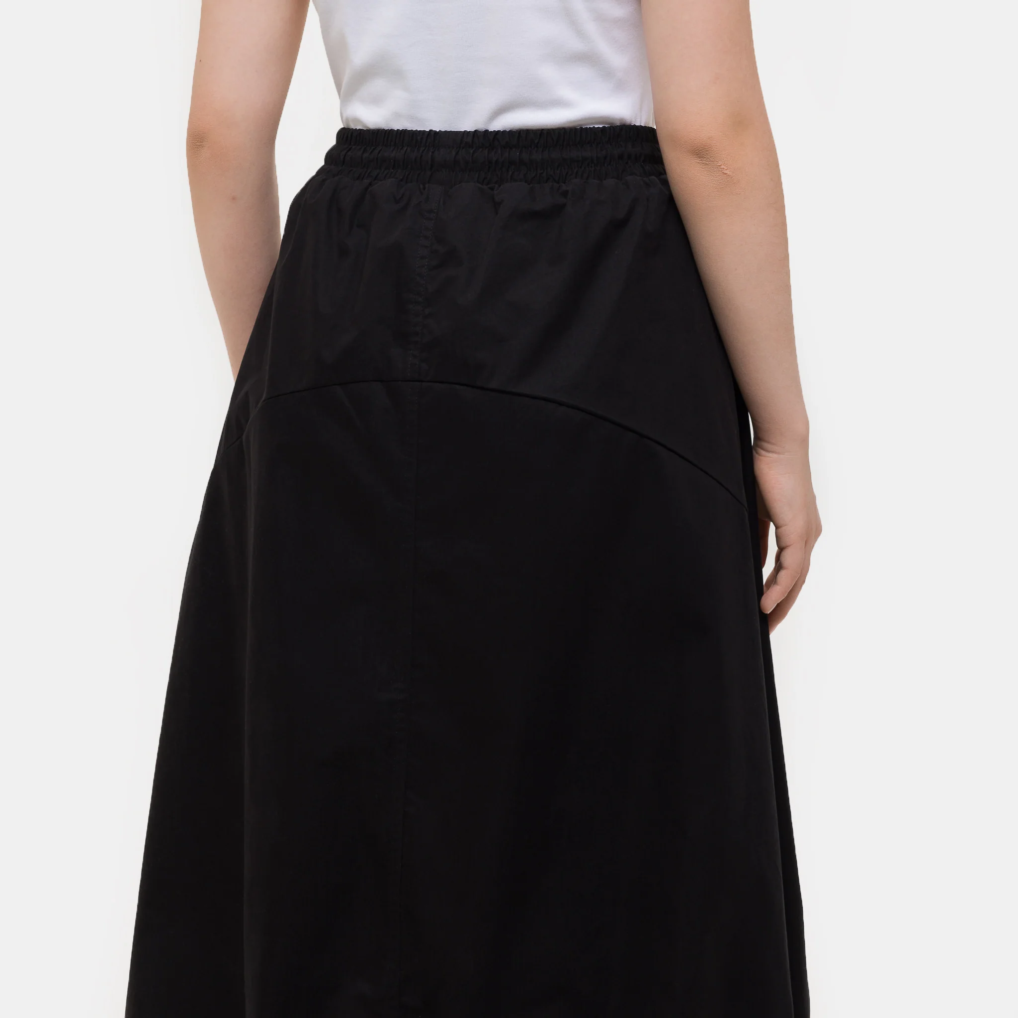 Pintuck Balloon Skirt in Black - Image 5
