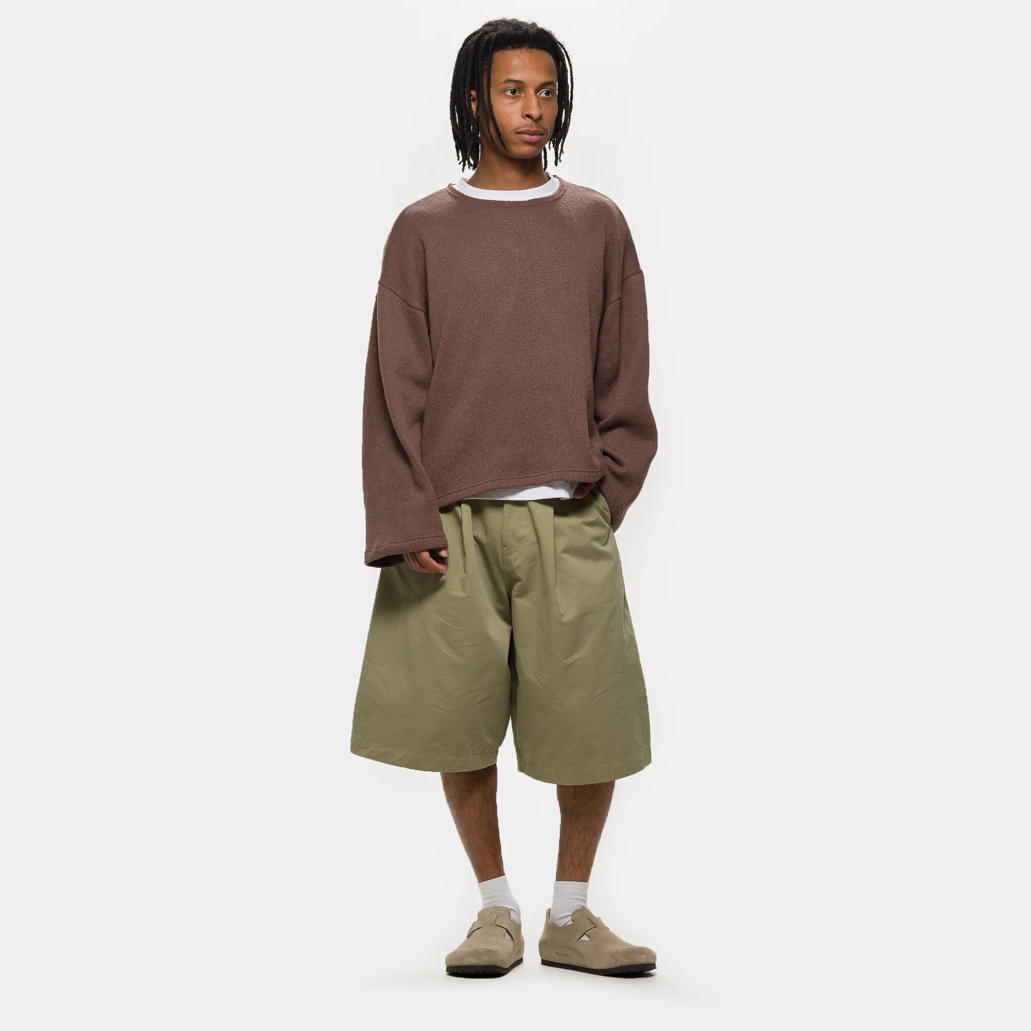 Pintuck Wide Short in Khaki - Image 2
