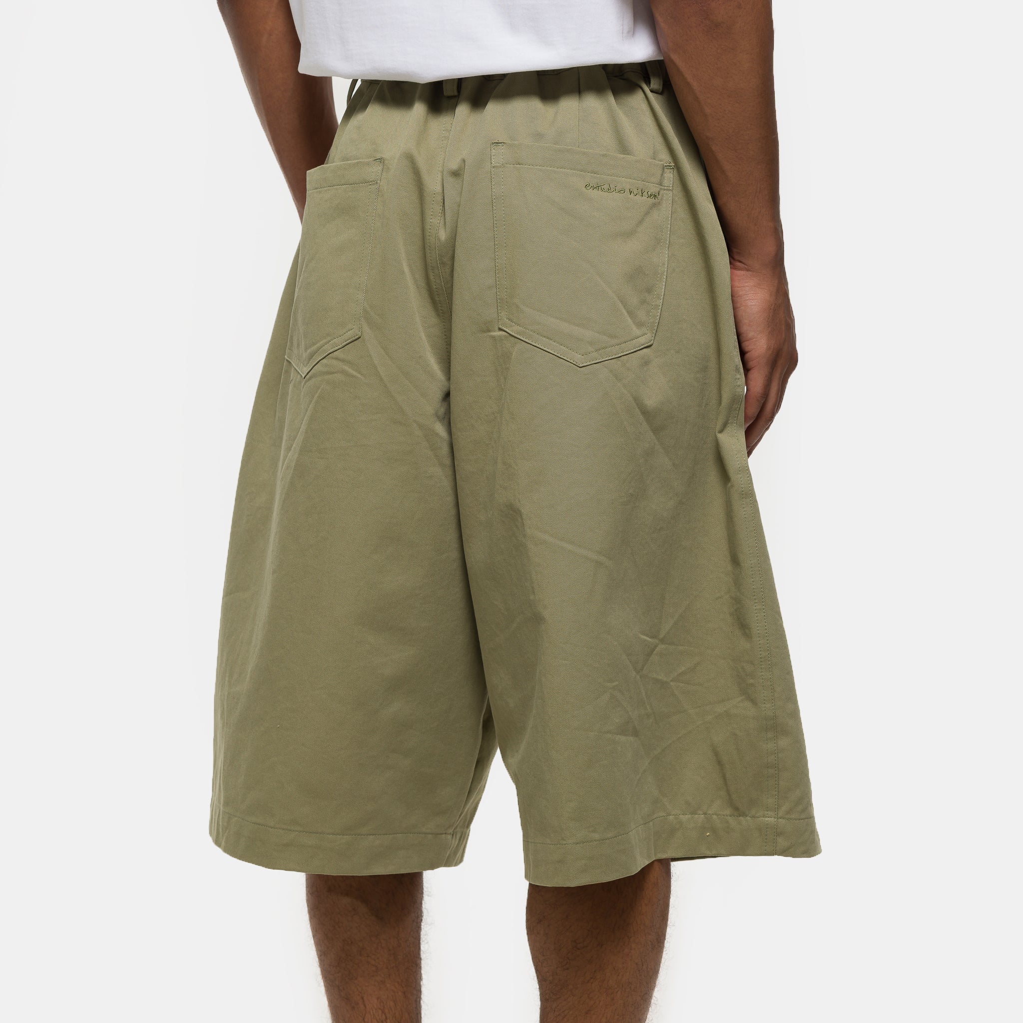 Pintuck Wide Short in Khaki - Image 5