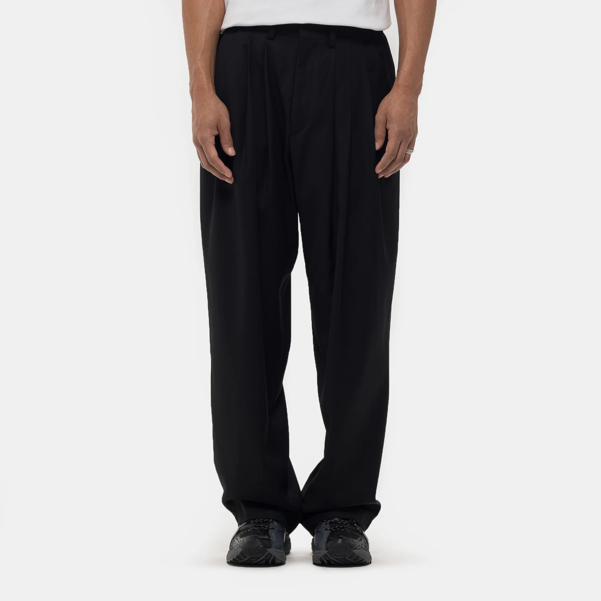 Pintuck Wide Trouser in Black