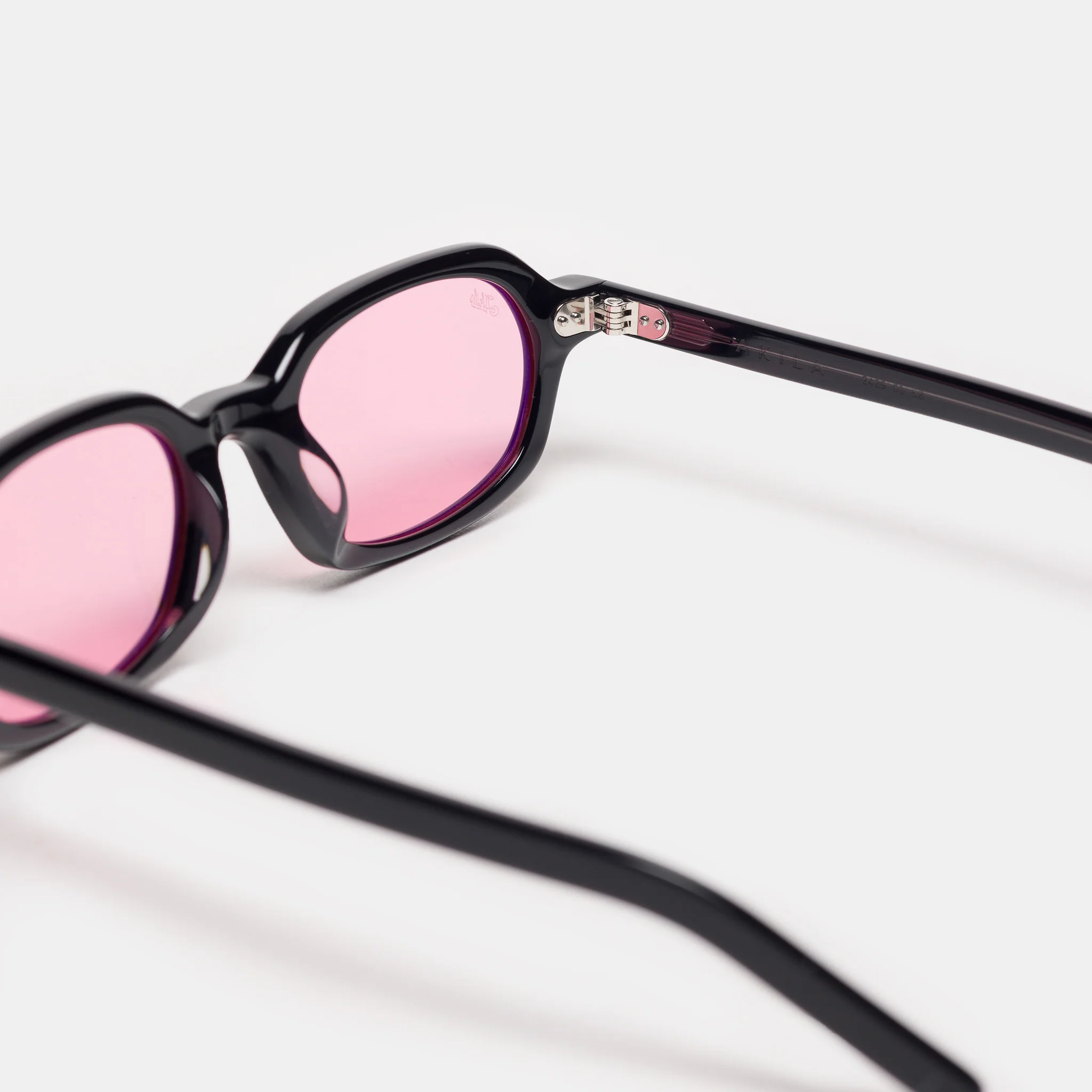 Psyche Sunglasses in Black/Pink - Image 4