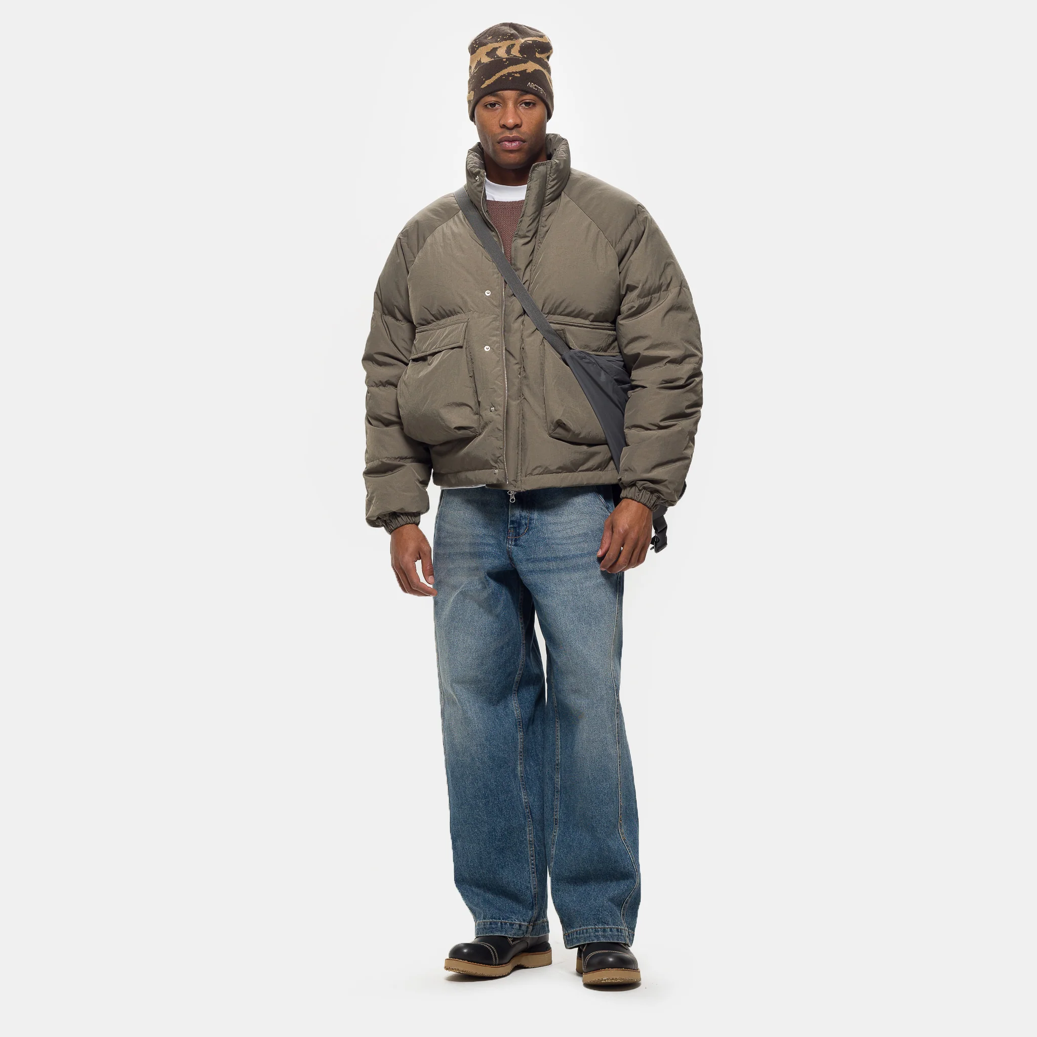 Raglan Puffer Jacket in Khaki - Image 2