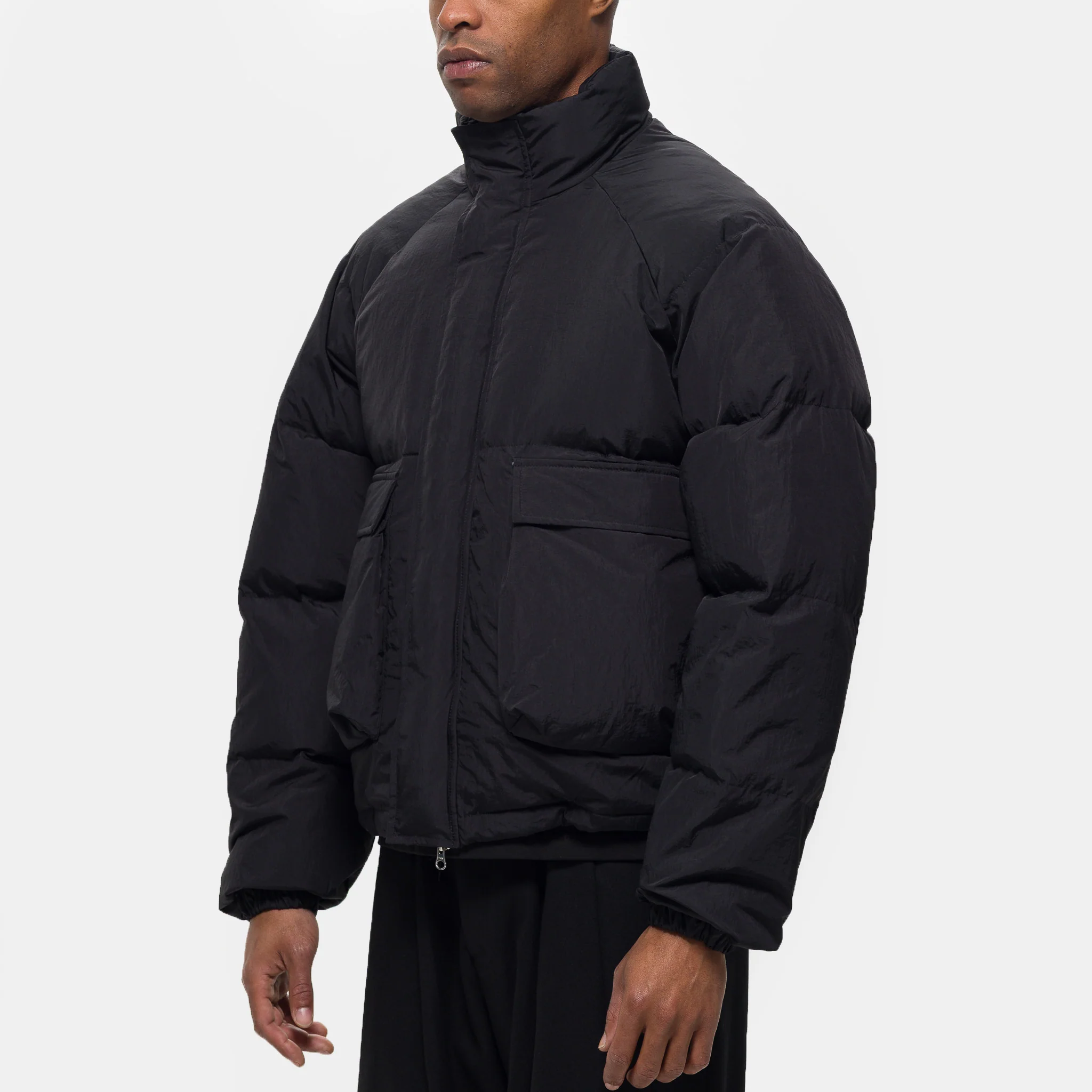 Raglan Puffer Jacket in Black - Image 4