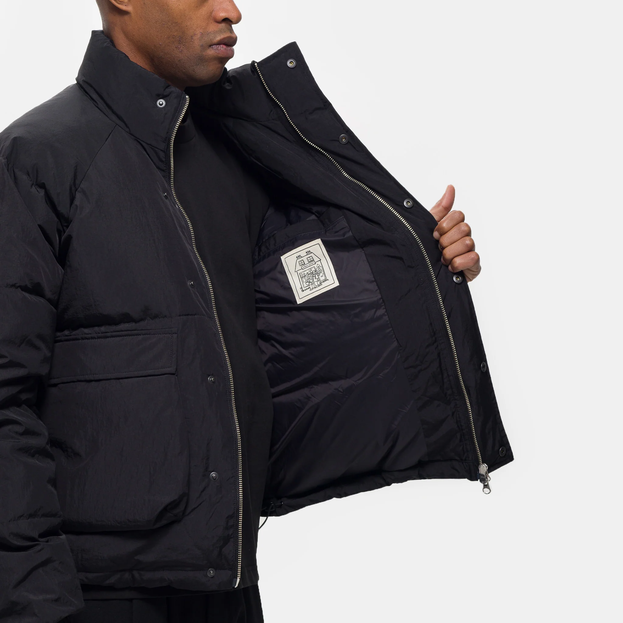 Raglan Puffer Jacket in Black - Image 5