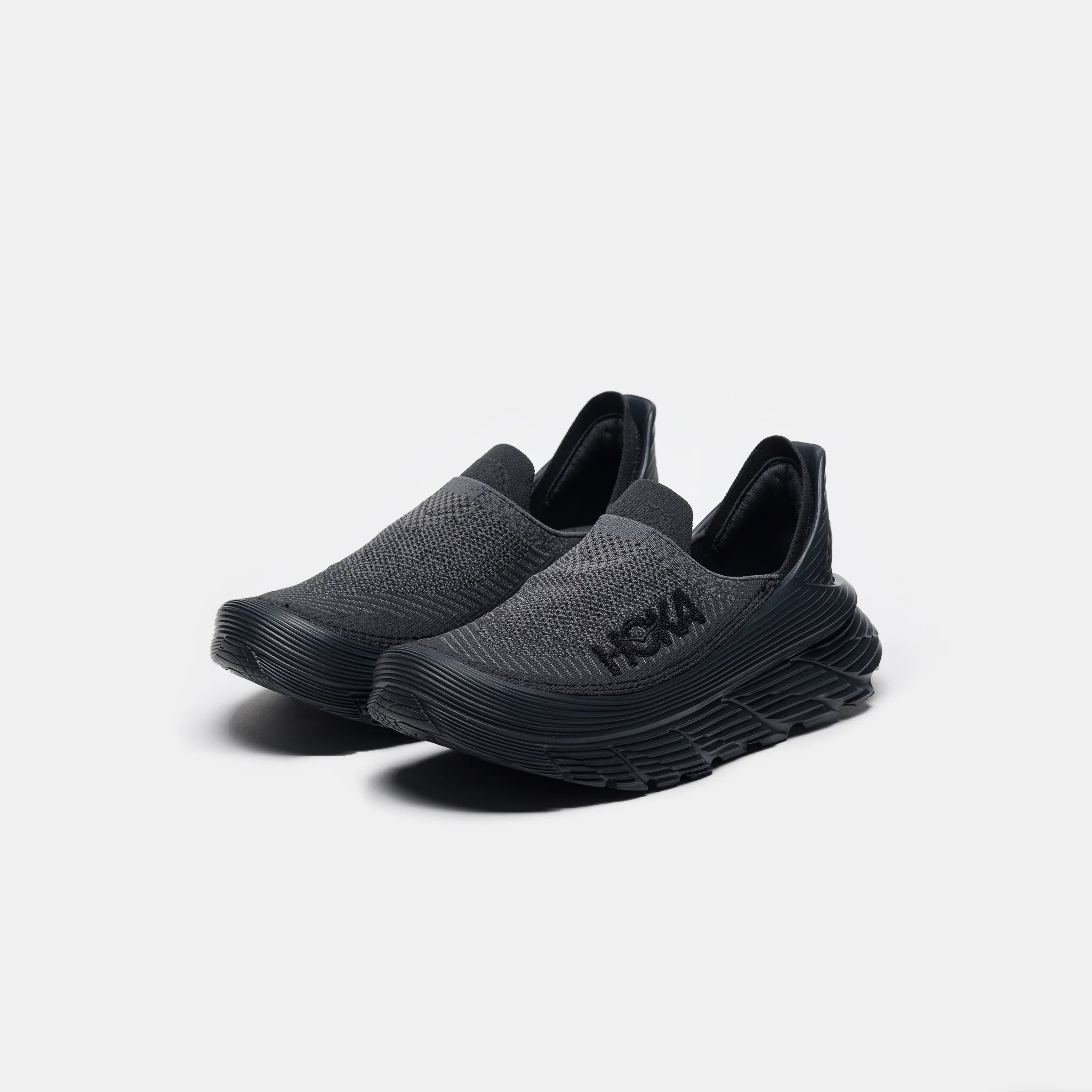 Restore TC Sneaker in Black/Black - Image 3