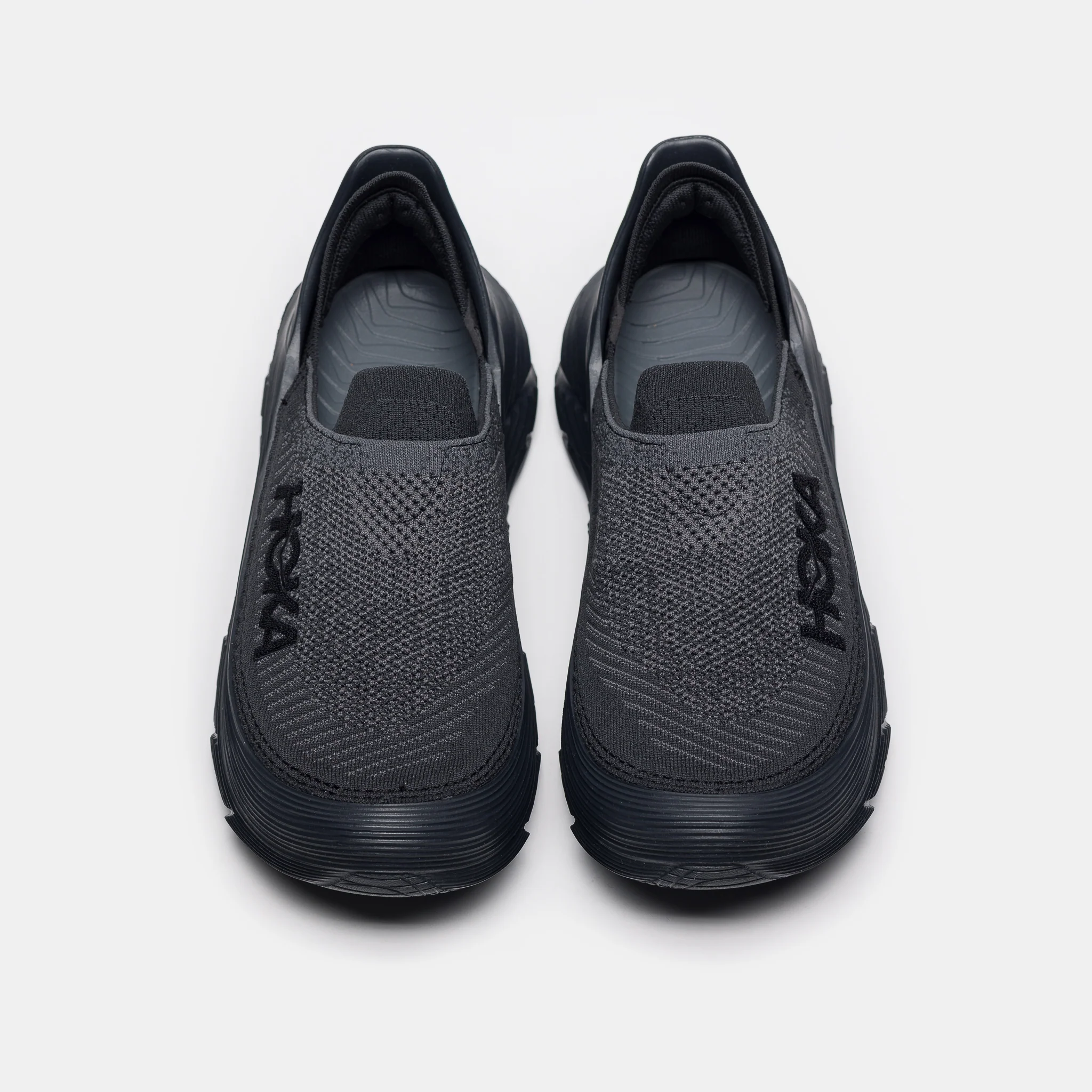 Restore TC Sneaker in Black/Black - Image 4