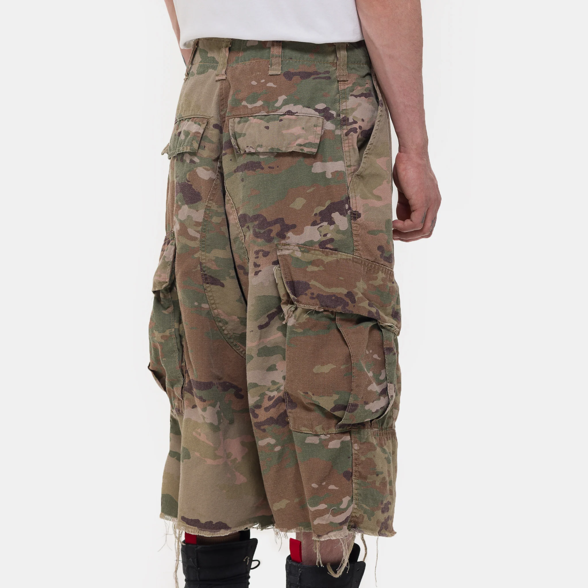 Drifter Cargo Shorts in Camo - Image 5