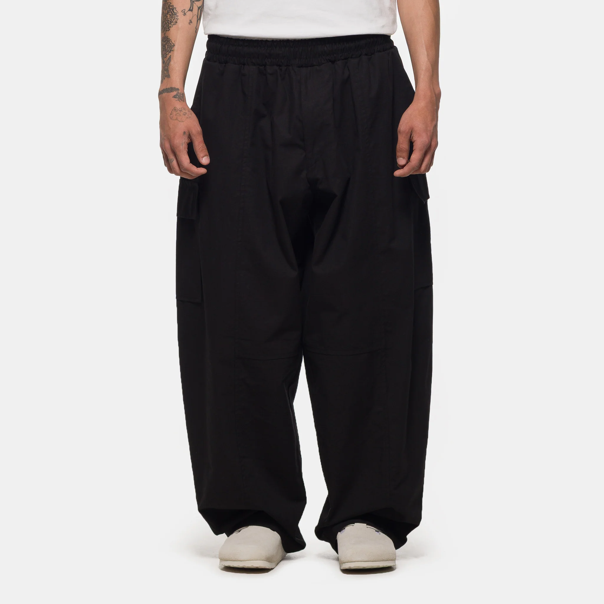 Ripstop Cargo Wide Pant in Black