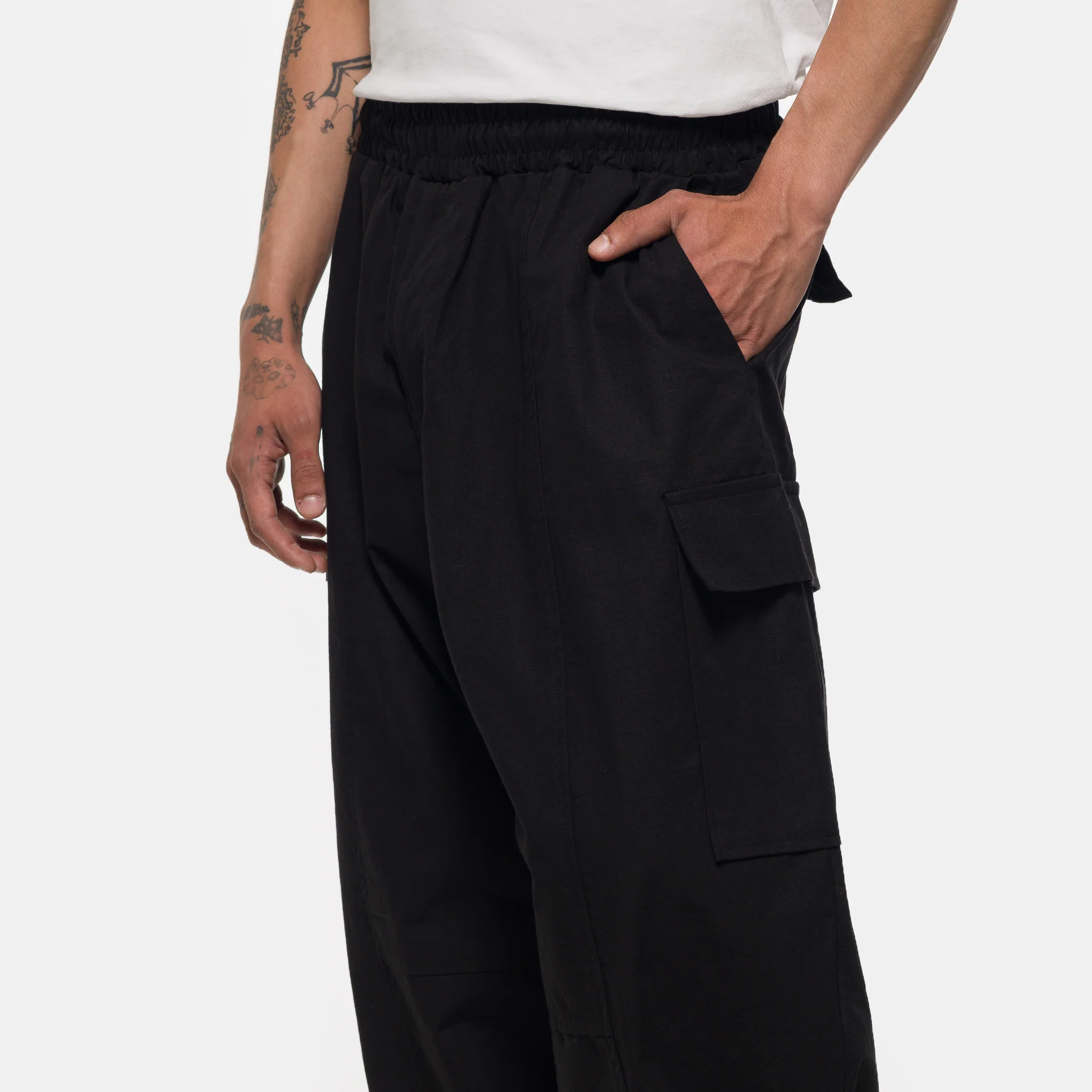 Ripstop Cargo Wide Pant in Black - Image 4