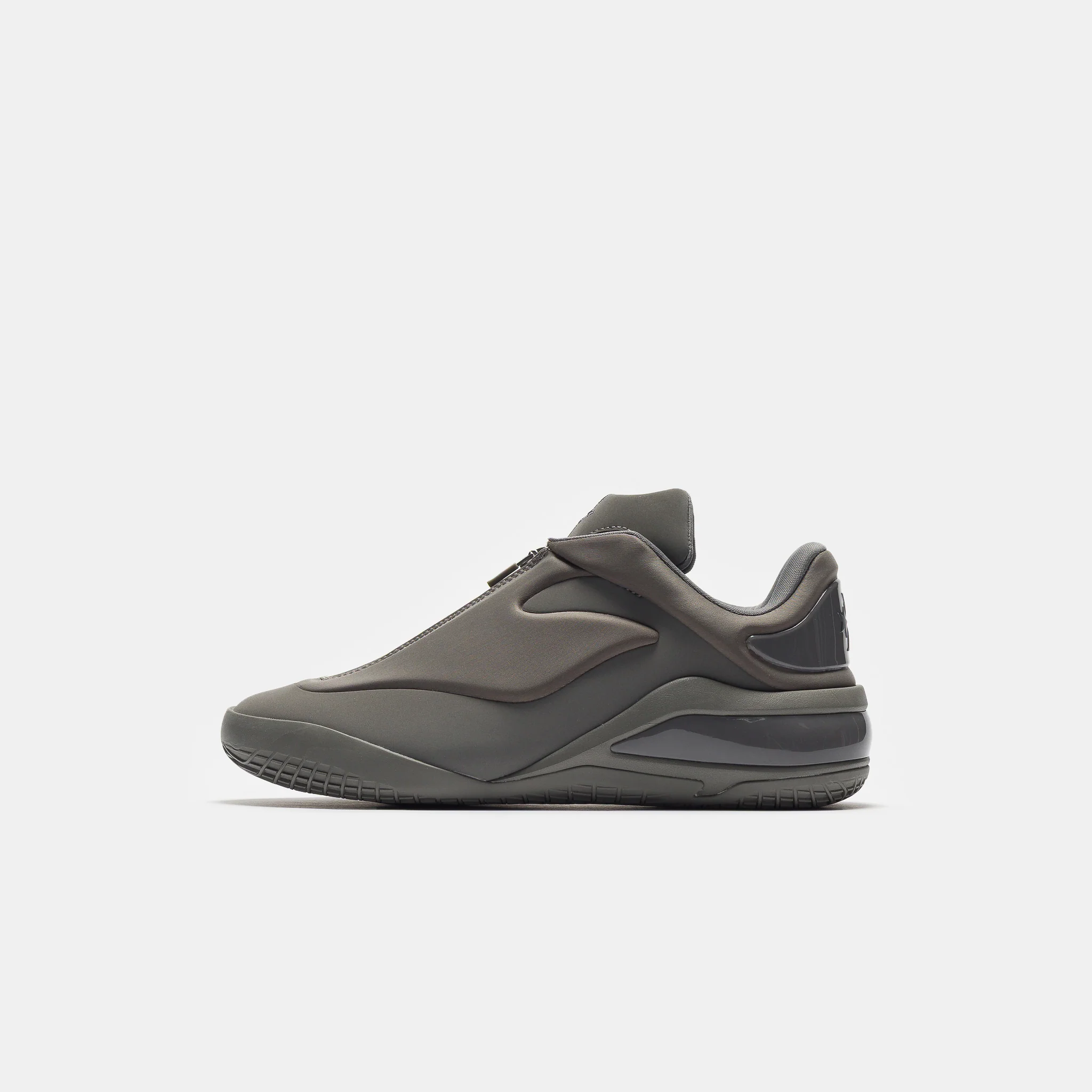 Shai 001 Ox Sneaker in Origin Story/Iron Grey