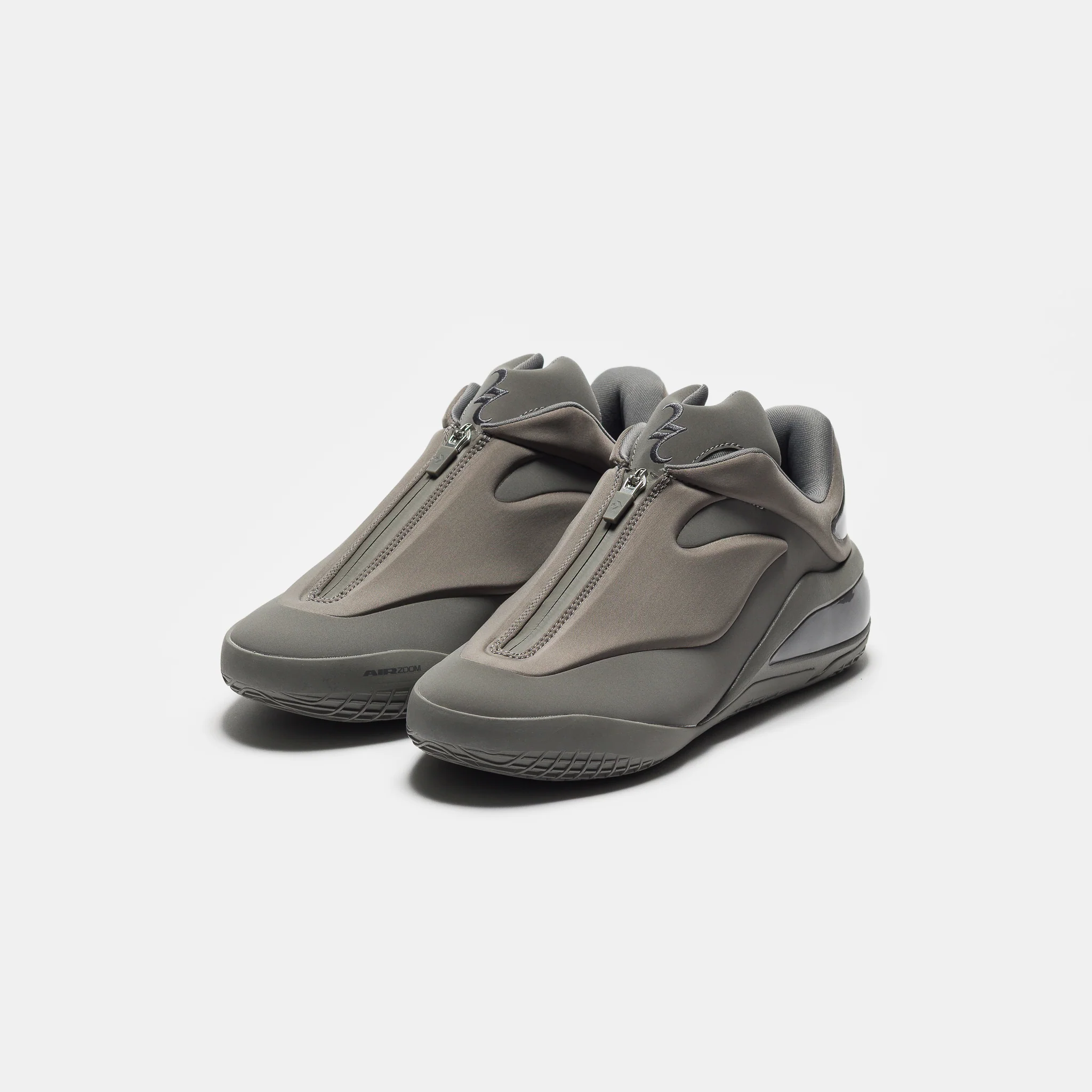 Shai 001 Ox Sneaker in Origin Story/Iron Grey - Image 3