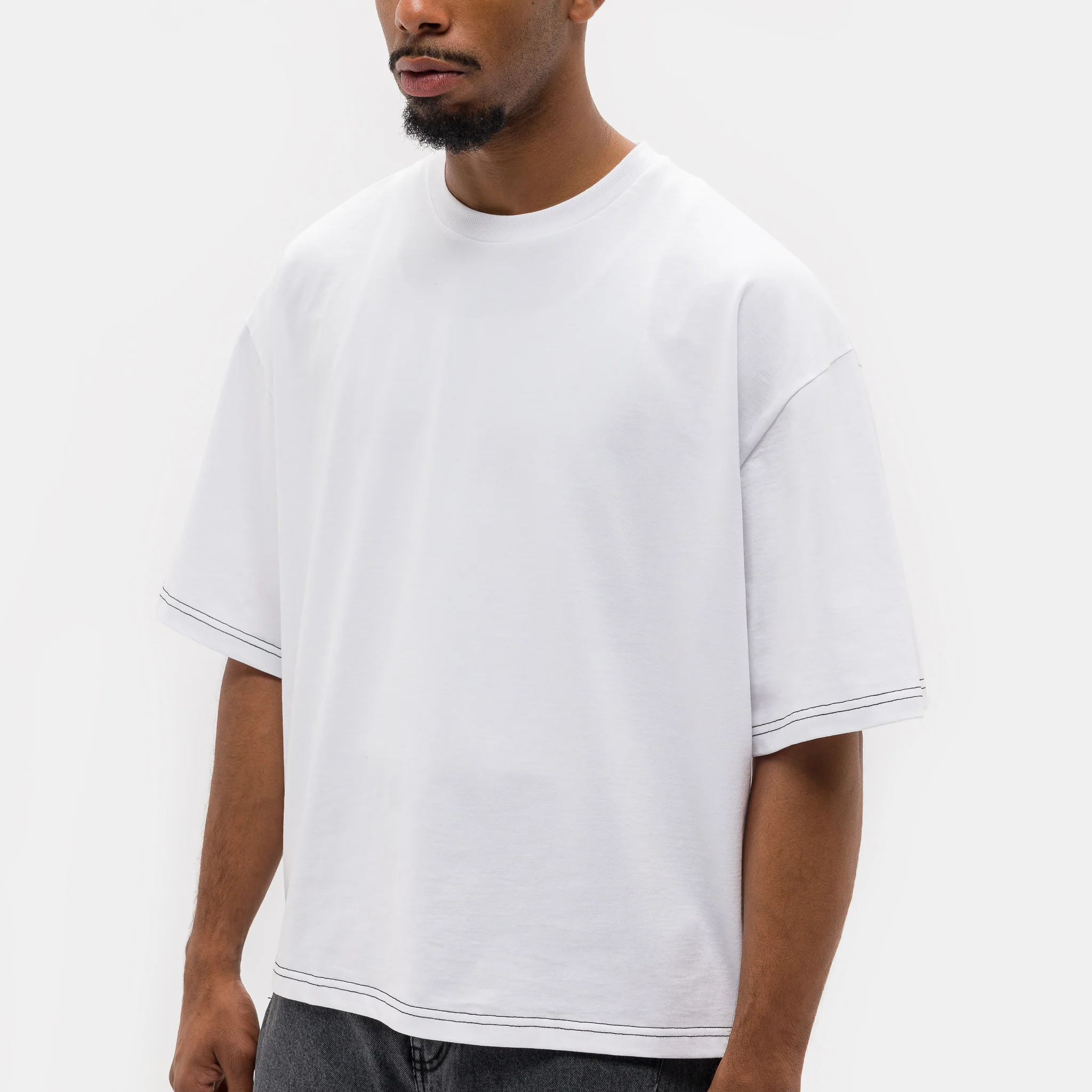Signature Cropped T-Shirt in White/Stitch - Image 4