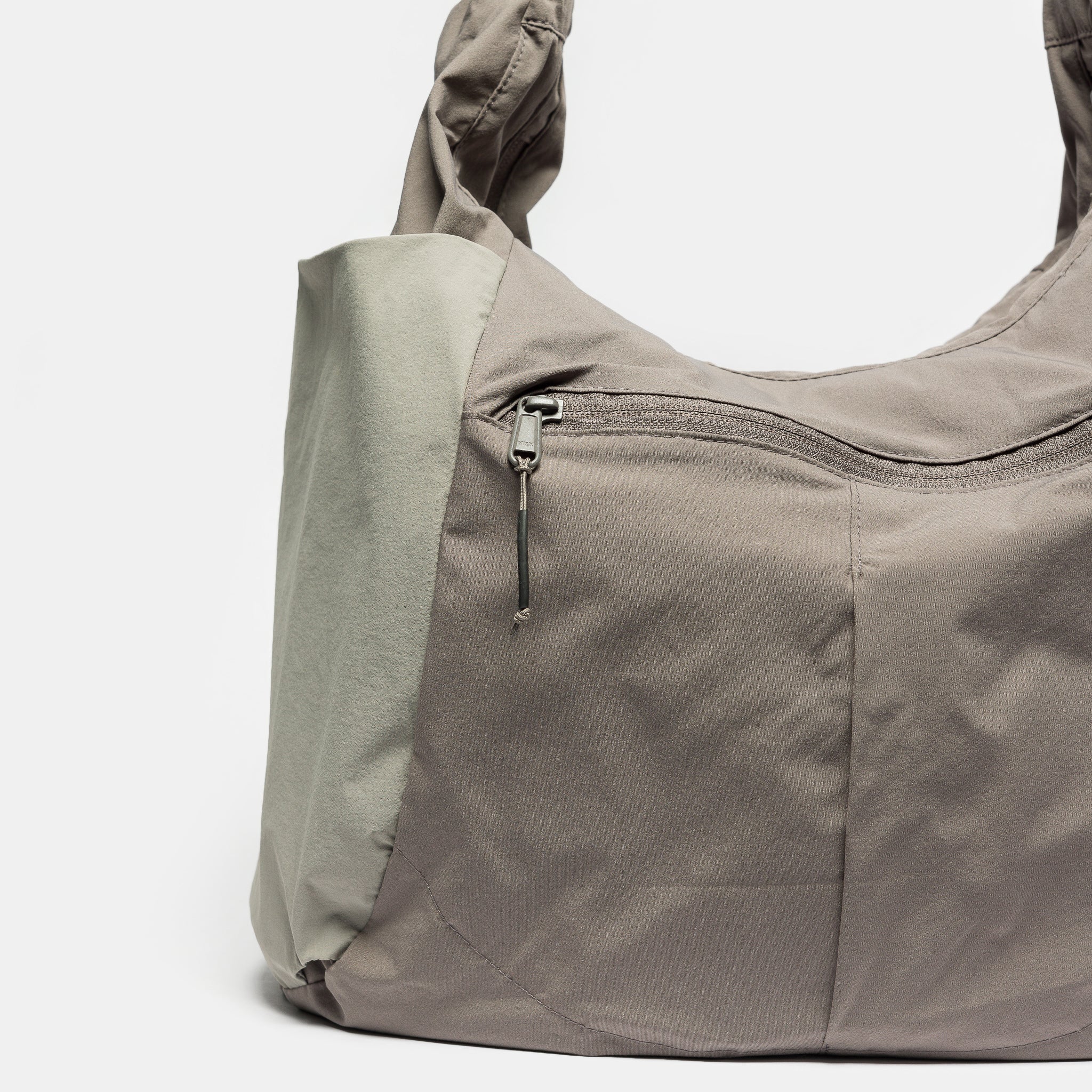 Soft Comp Shoulder Bag in Shadow/Slate - Image 4