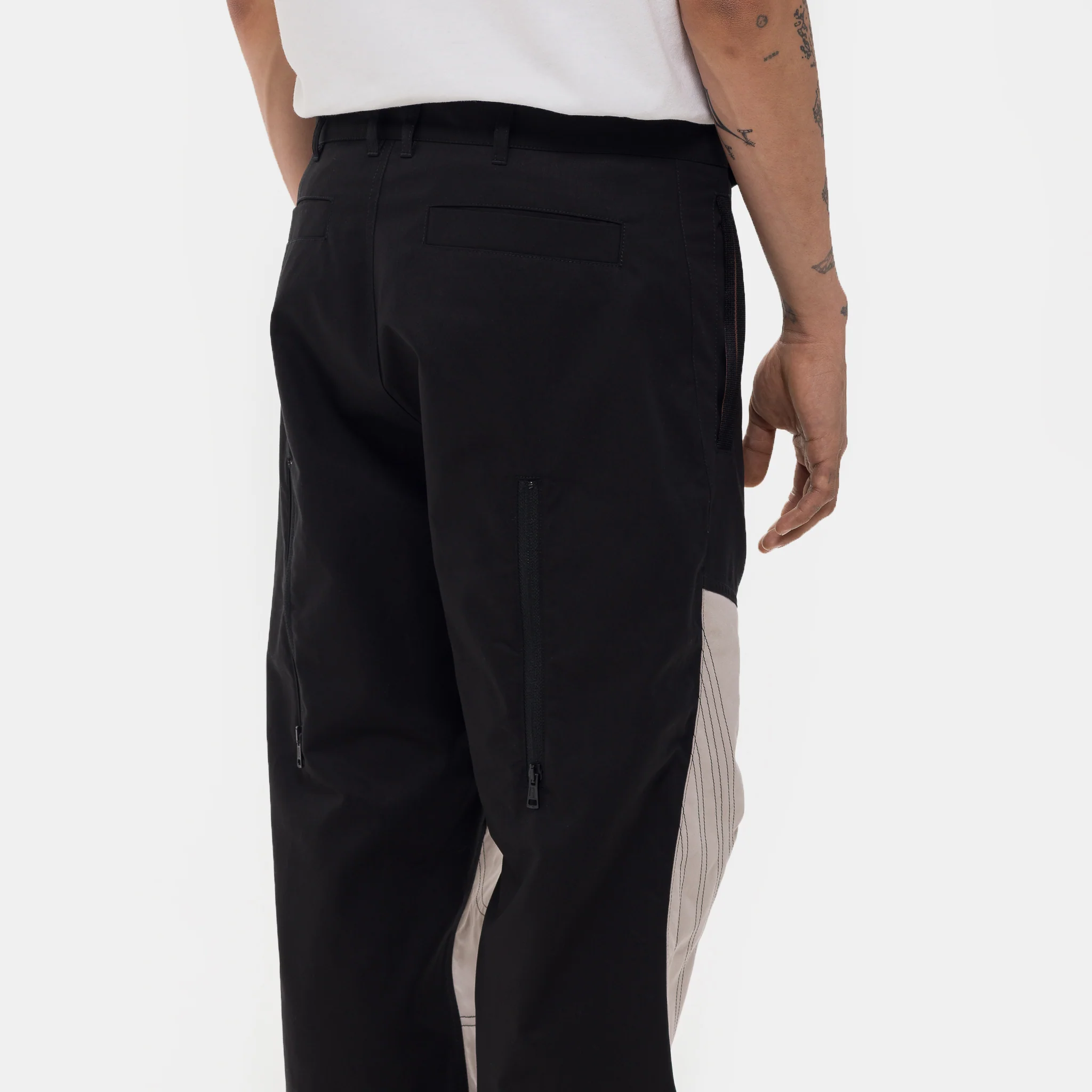 Solix Zip Trouser in Black Sable/Seedpearl - Image 5