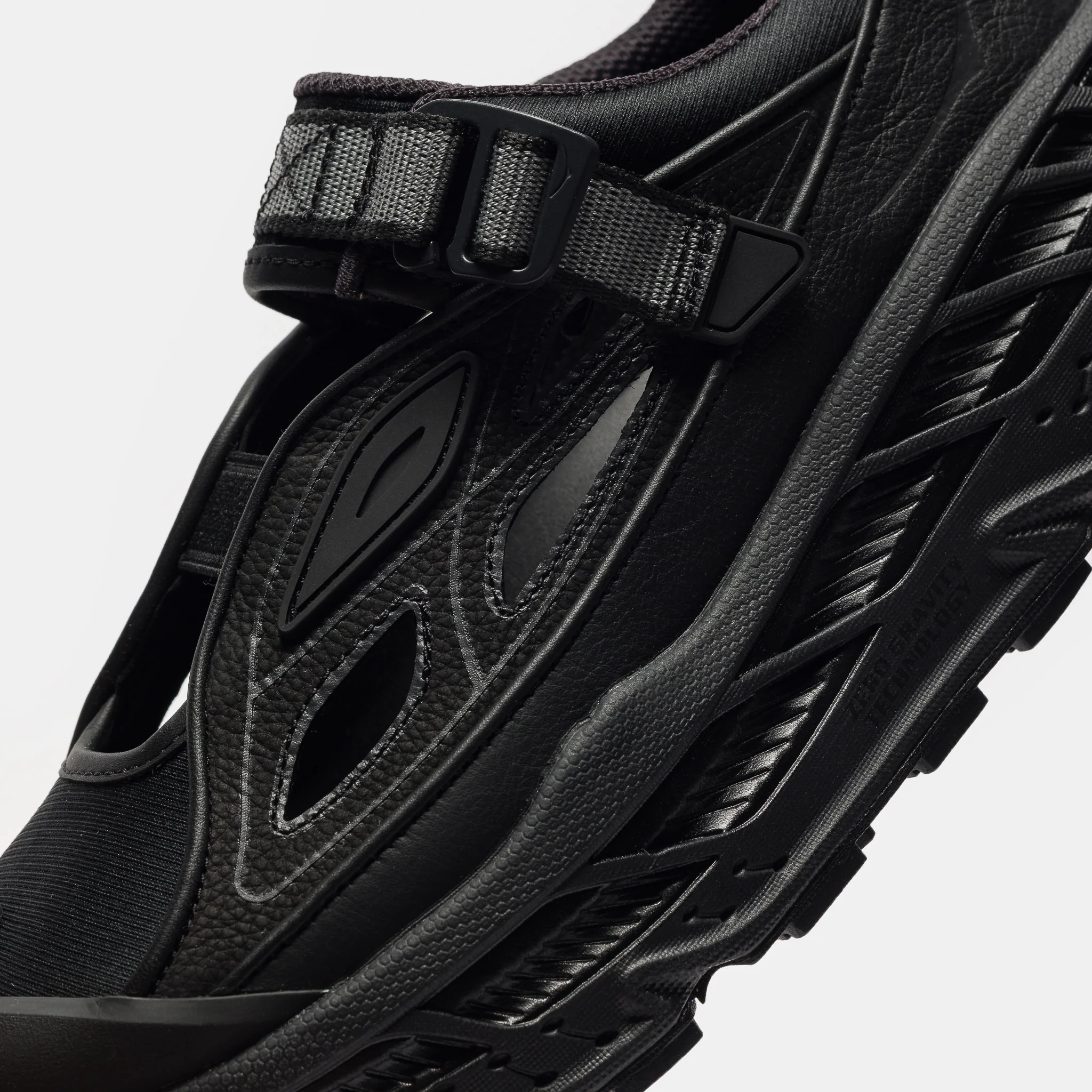 Stinson Breeze Sneaker in Black/Carbon Black - Image 5
