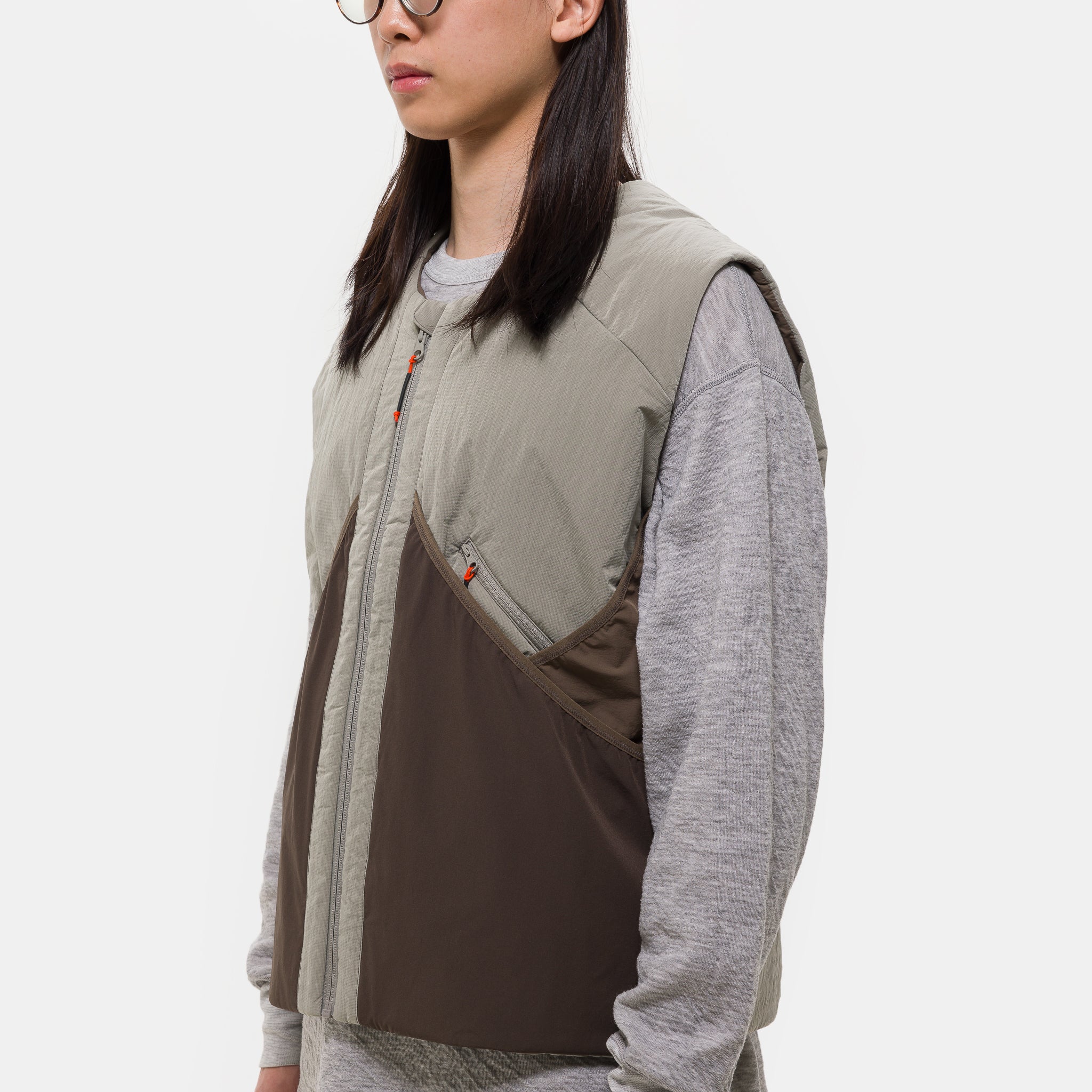 Stirrup Insulated Vest in Canteen - Image 4