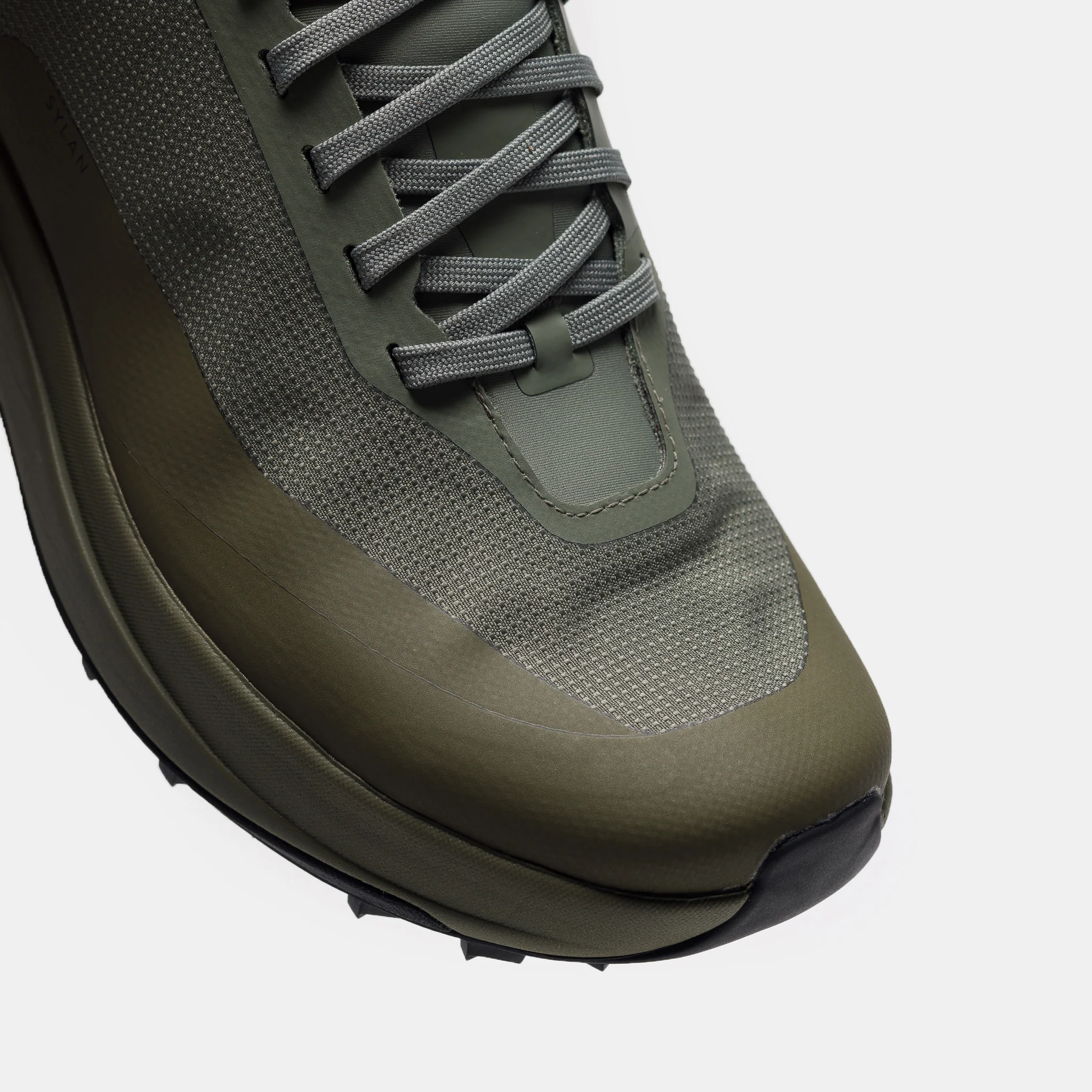 Sylan Gore-Tex Sneaker in Forage/Tatsu - Image 6