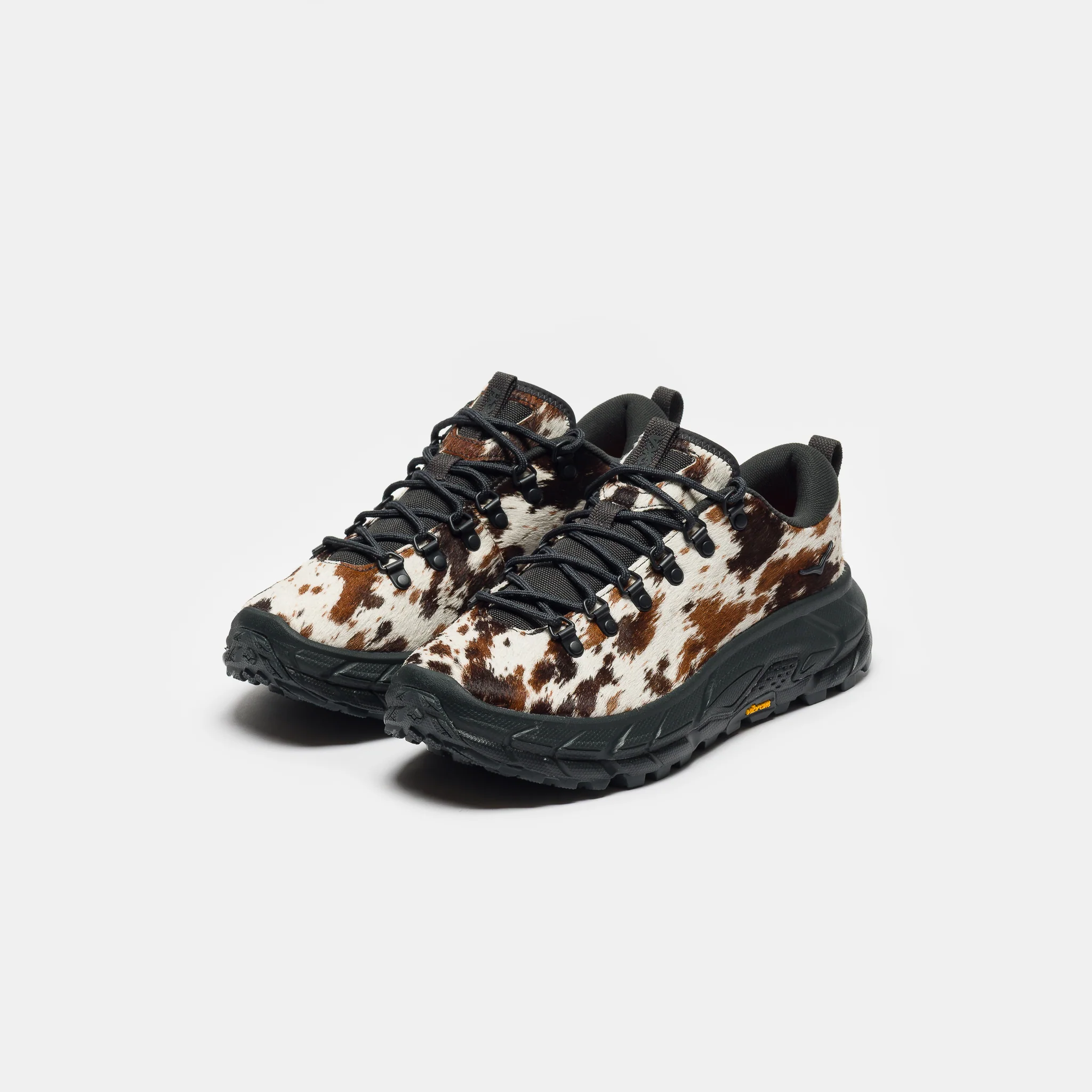 Tor Summit Sneaker in Pirate Black/Pirate Black - Image 3