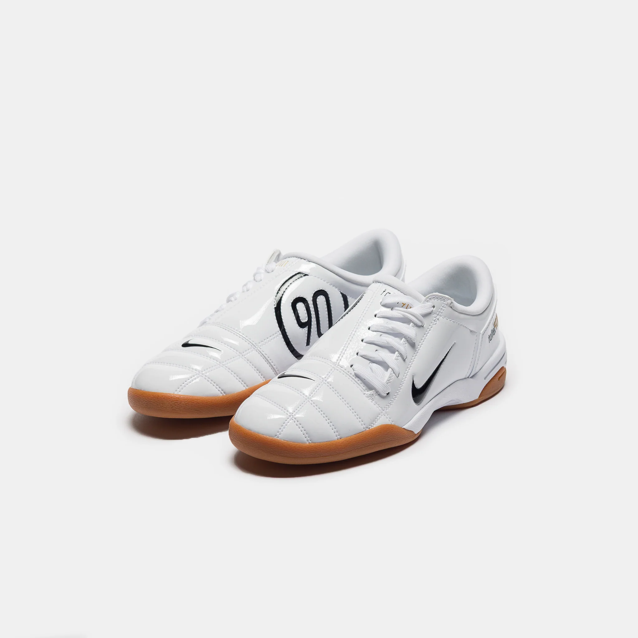 Total 90 Sneaker in White/Black/White/Metallic Gold - Image 3