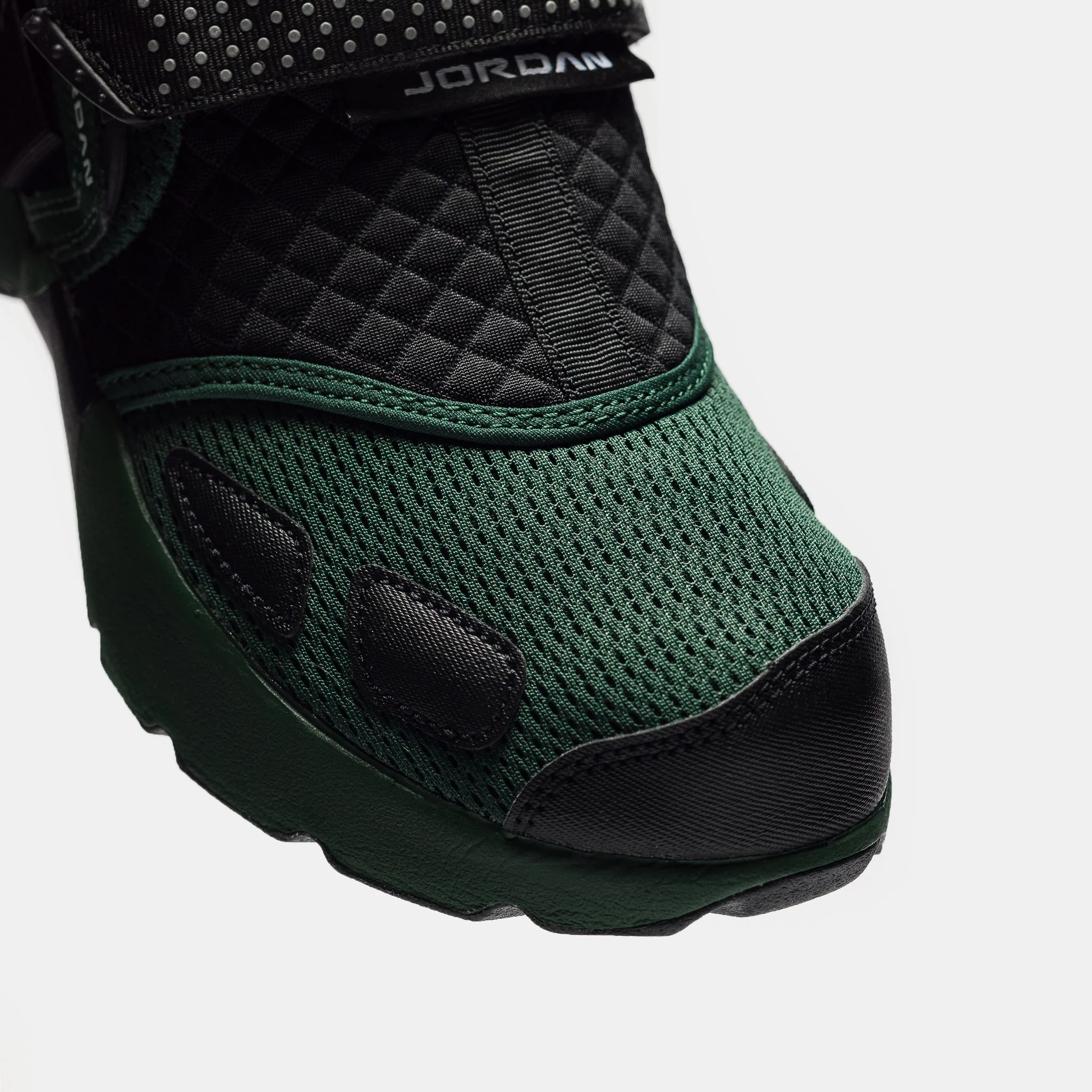 Trunner LX Sneaker in Fir/White/Reflective Silver/Black - Image 6
