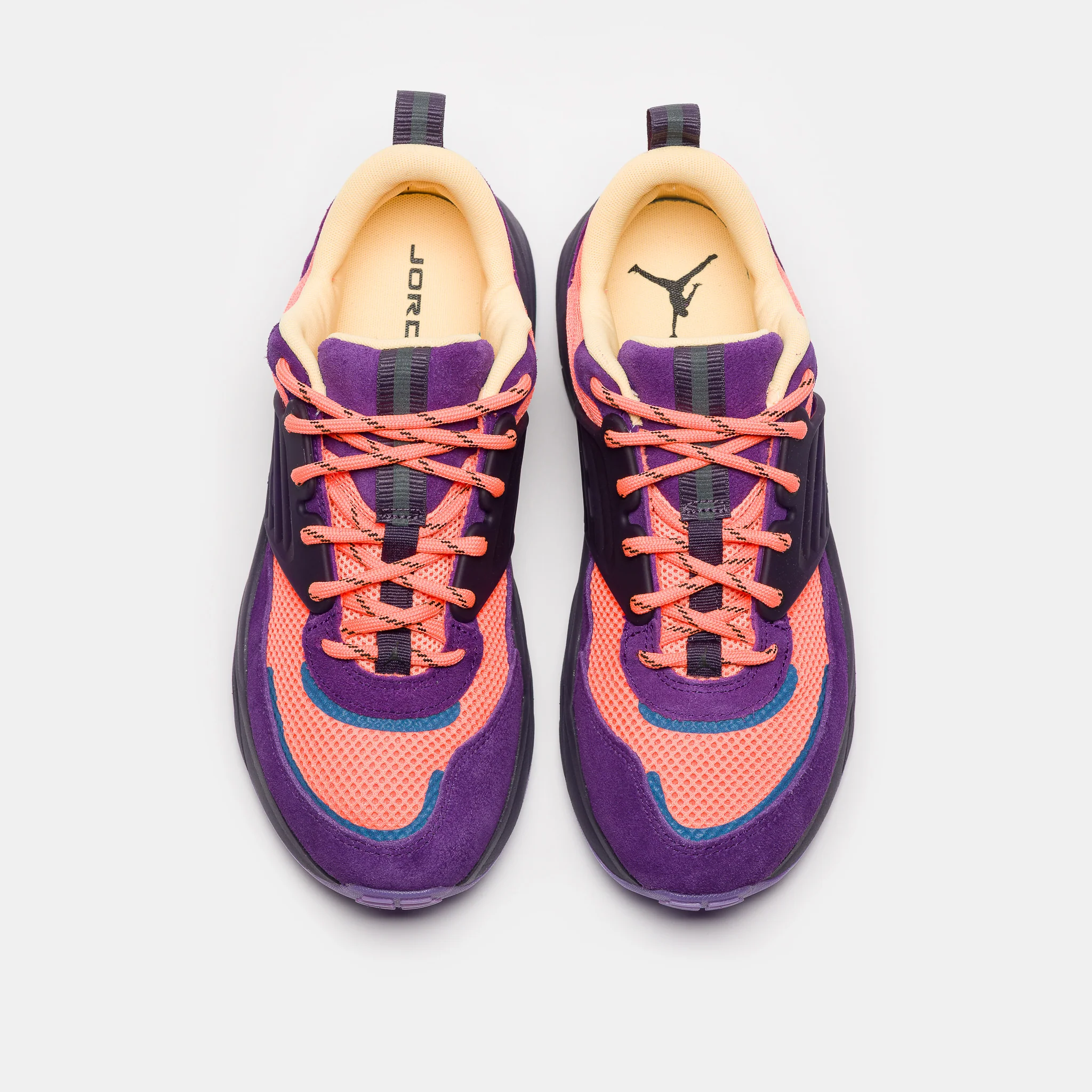 Trunner O/S SP Sneaker in Bright Mango/Black/Eggplant/Melon Tint - Image 4