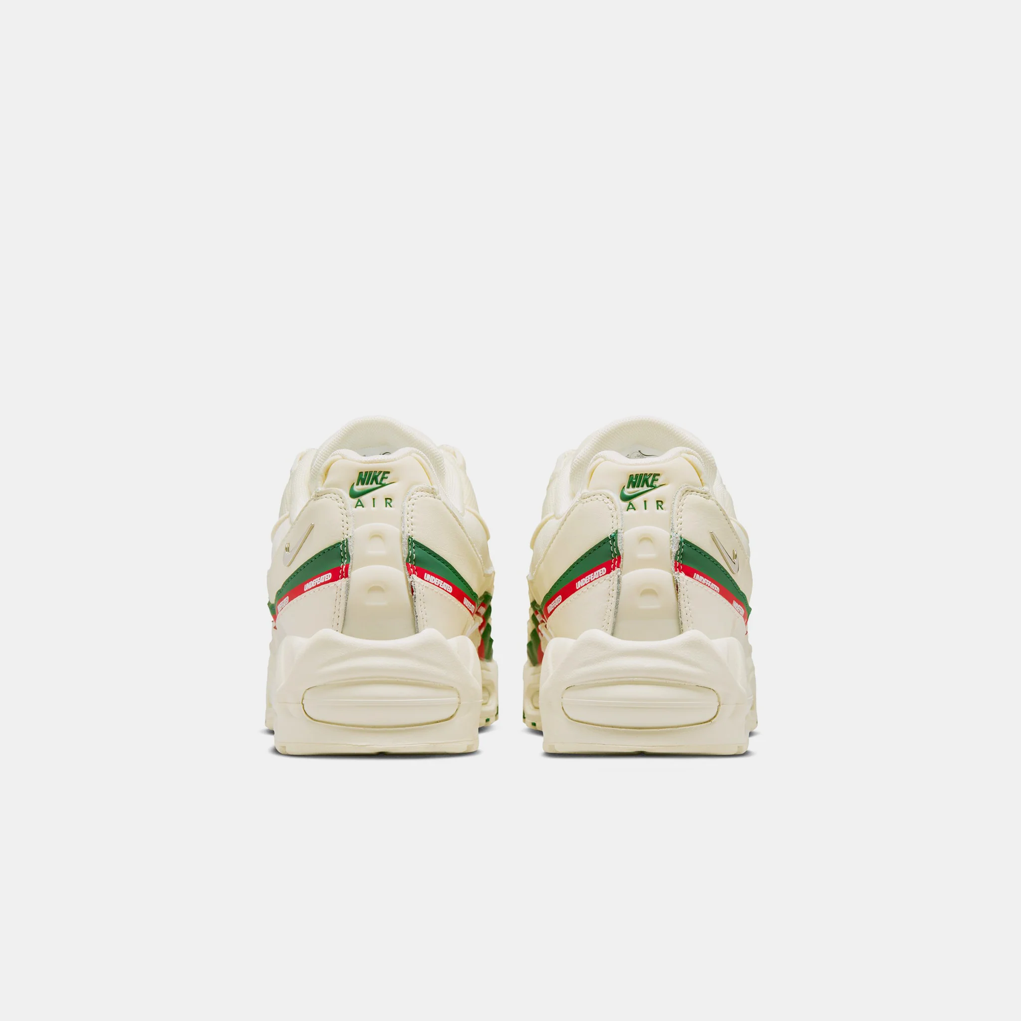 UNDEFEATED Air Max 95 Sneaker in Sail/Metallic Silver/Gorge Green - Image 4